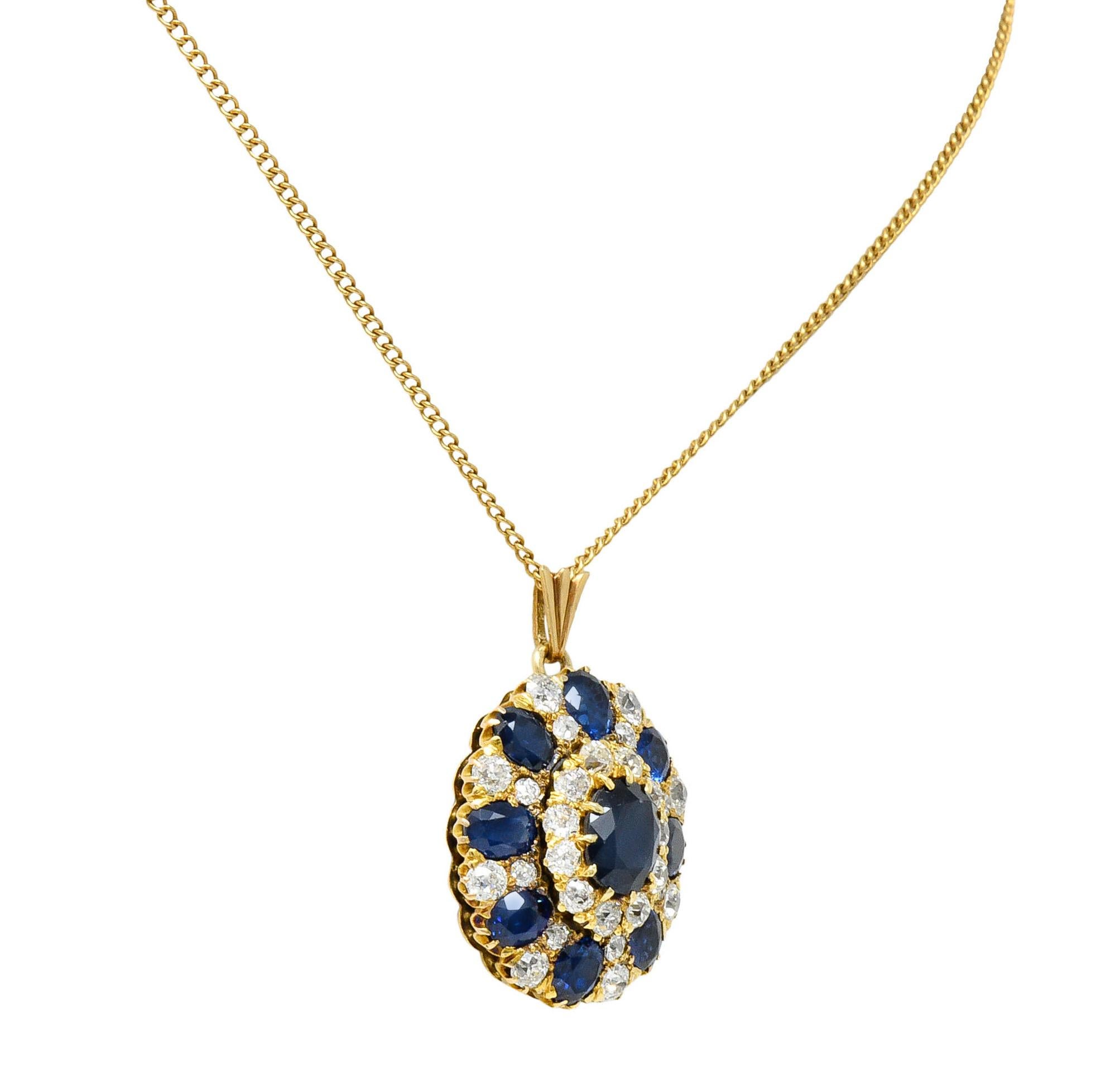 Women's or Men's Edwardian 8.80 Carats Sapphire Diamond 14 Karat Gold Cluster Pendant Necklace