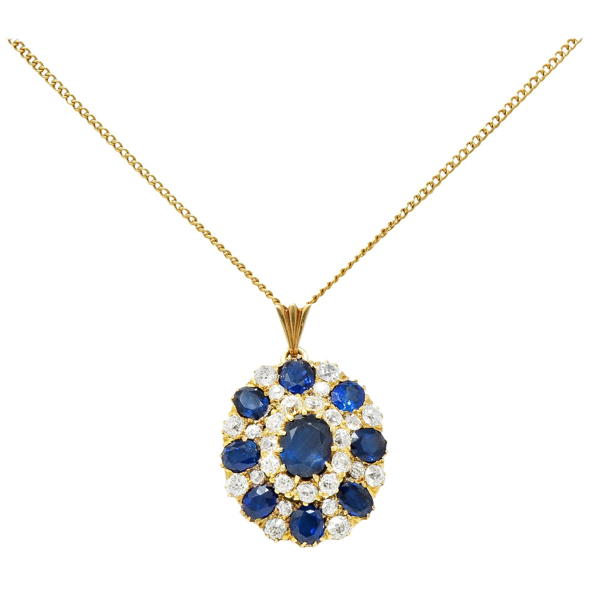 Edwardian 8.80 Carats Sapphire Diamond 14 Karat Gold Cluster Pendant Necklace