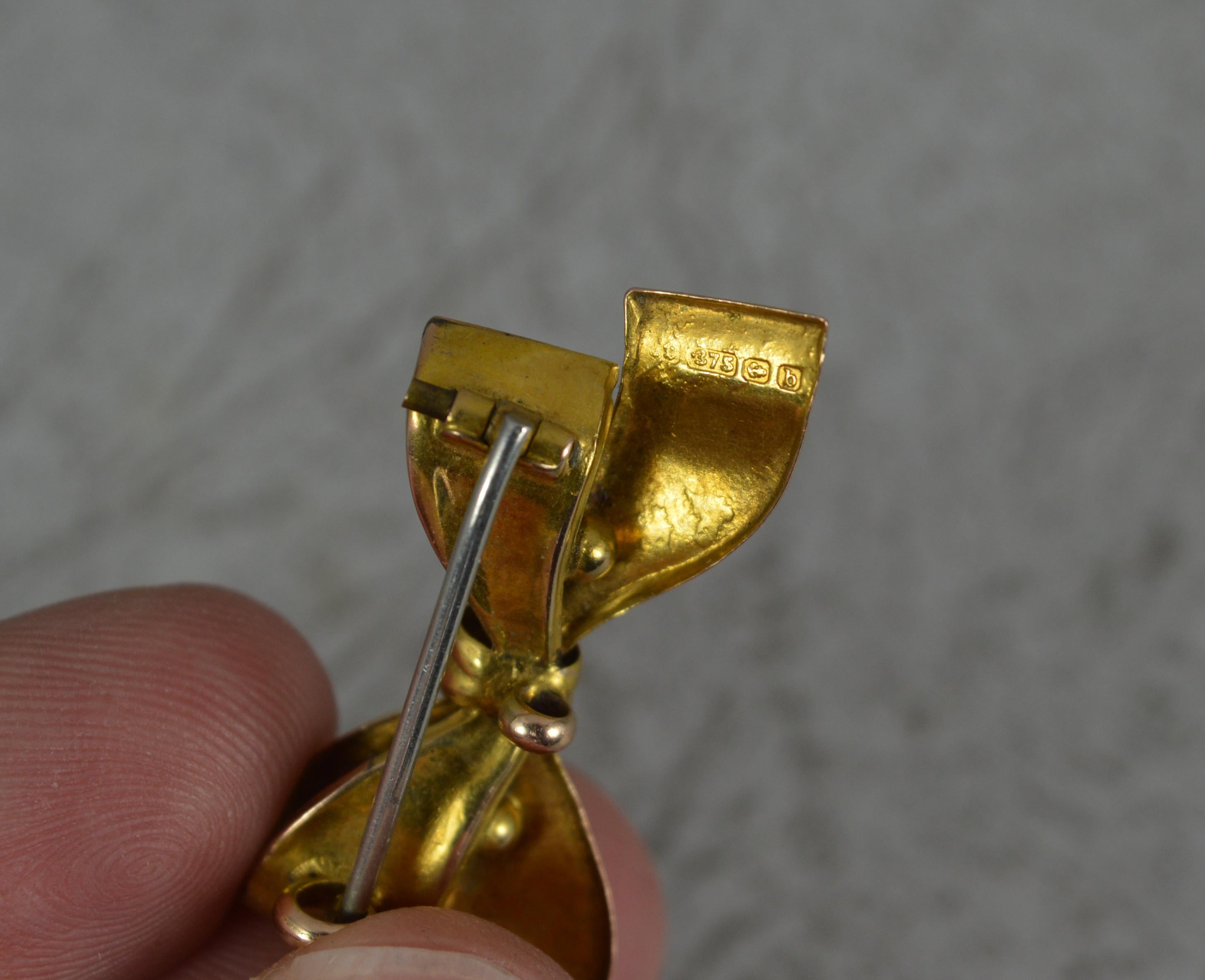 Edwardian 9 Carat Gold Bow Shaped Brooch 6