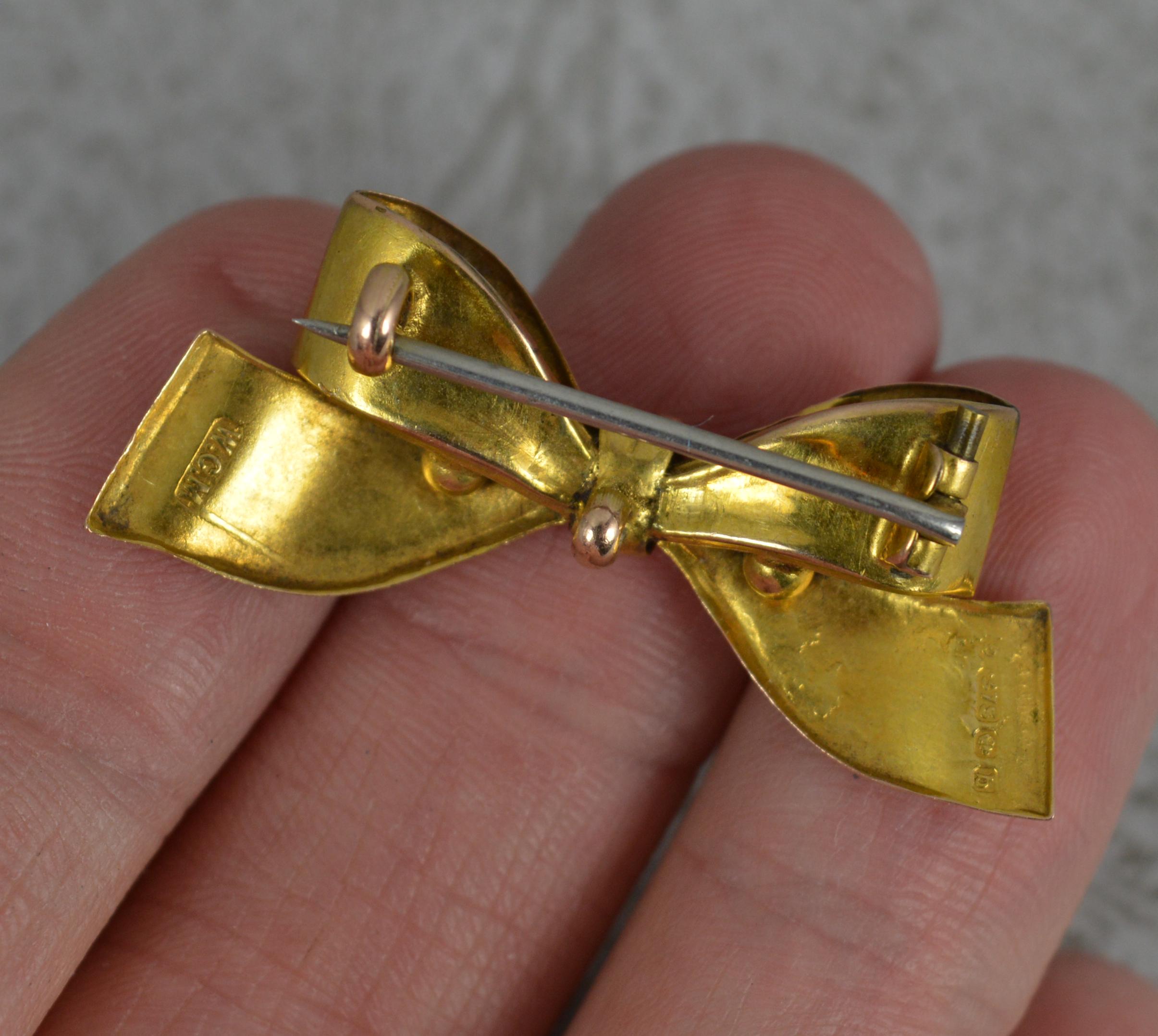 Edwardian 9 Carat Gold Bow Shaped Brooch 7