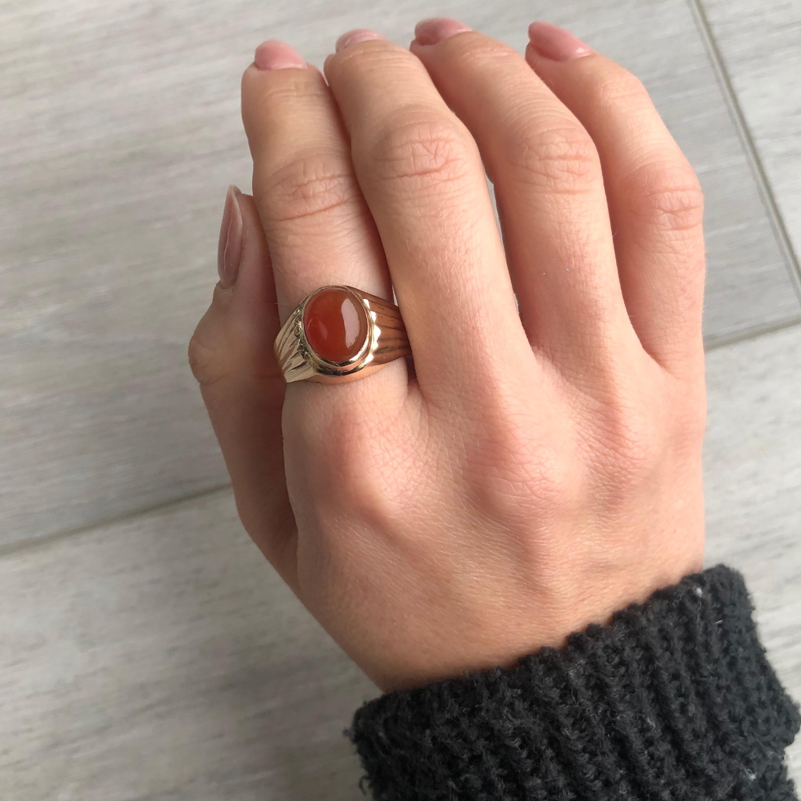 Edwardian 9 Carat Gold Carnelian Signet Ring 1