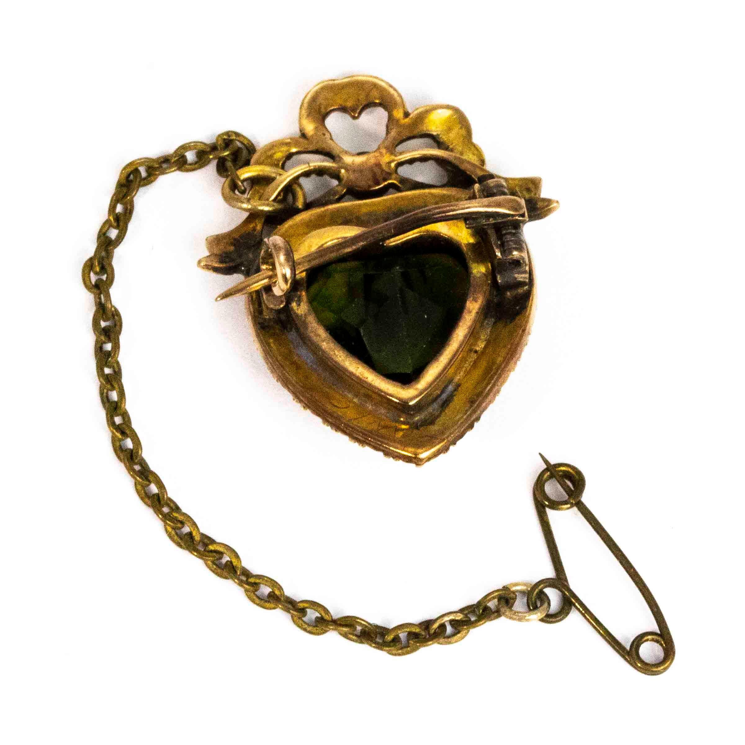 Women's or Men's Edwardian 9 Carat Gold Green Paste and Pearl Heart Brooch For Sale