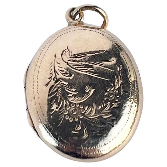 Edwardian 9 Karat Gold Medaillon