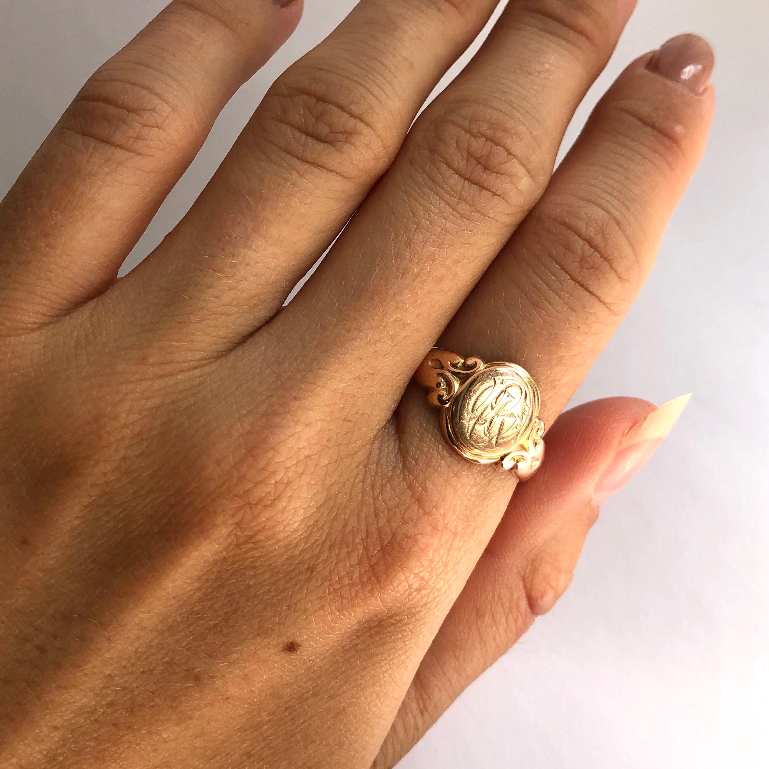 Edwardian 9 Carat Rose Gold Decorative Signet Ring 1