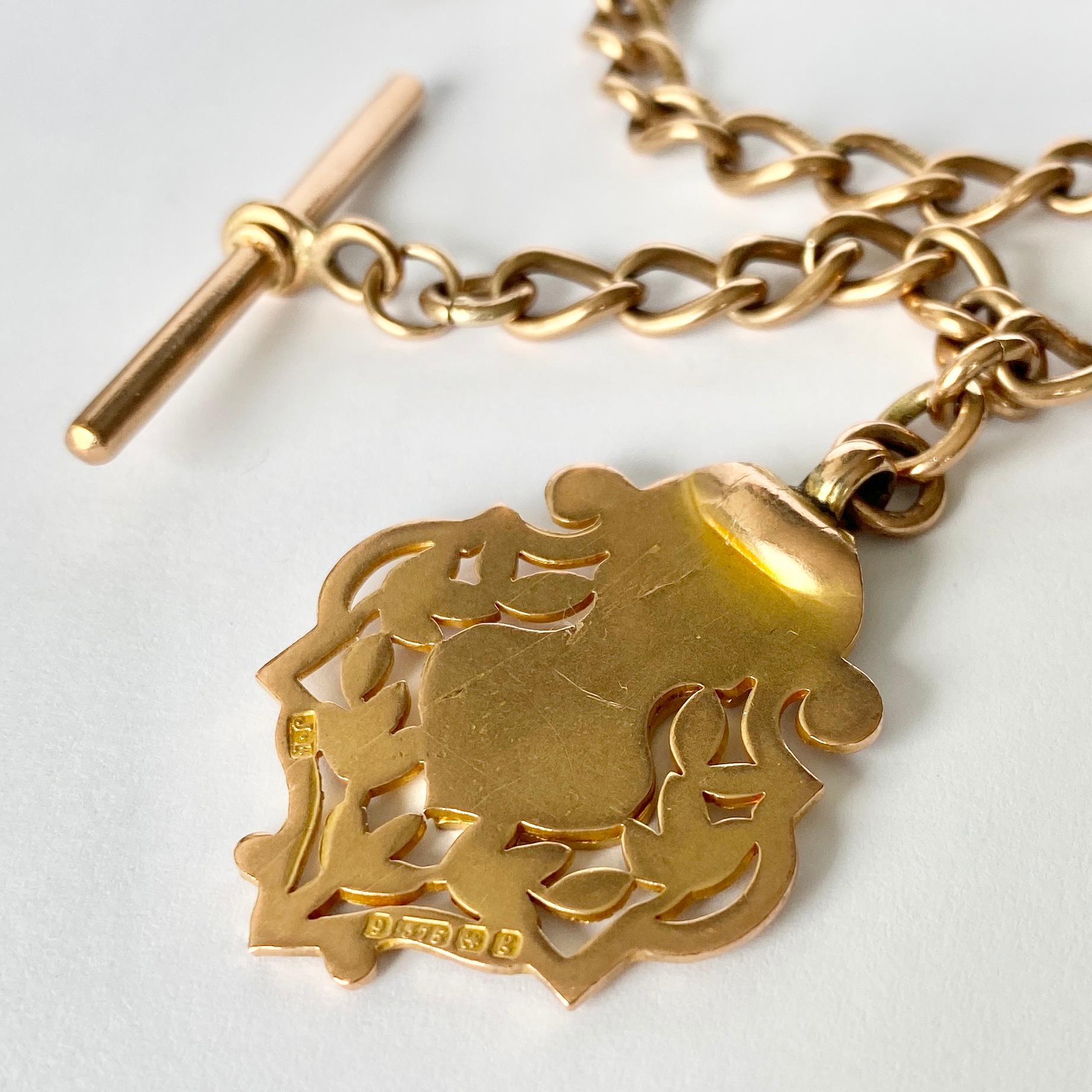 This 9carat gold albert chain is the perfect addition to any gents wardrobe or can be worn as a necklace and has a dog clip on one end and a t-bar at the other. The Albert also has a medal fully hallmarked Birmingham 1907.

Length: 37cm
Link Width: