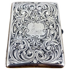 Estuche Eduardiano para Fotos de Plata de Ley 925 en Relieve con Doble Compartimento para Fotos