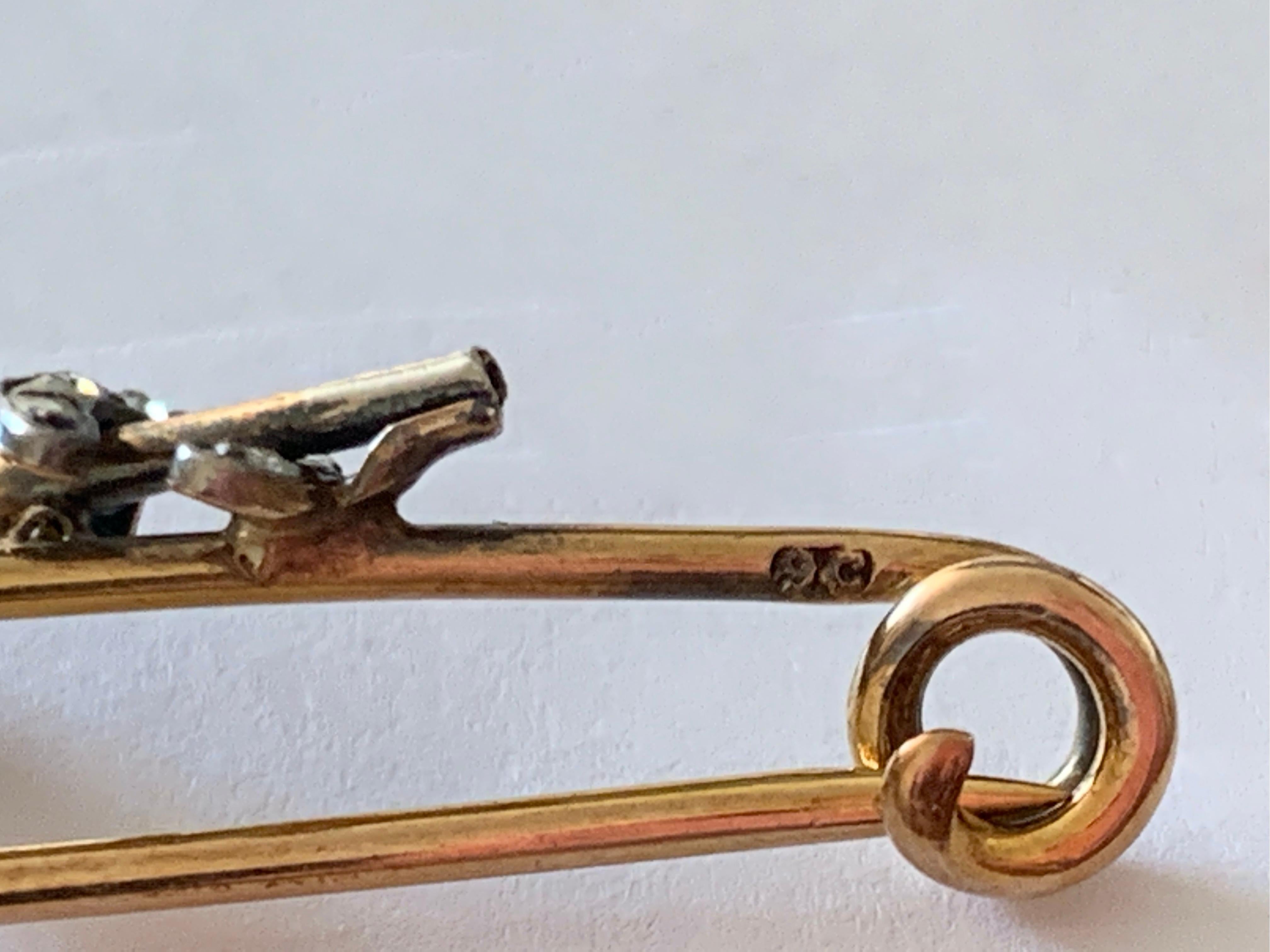Edwardian 9ct Gold Lucky diamond equestrian brooch In Good Condition For Sale In London, GB