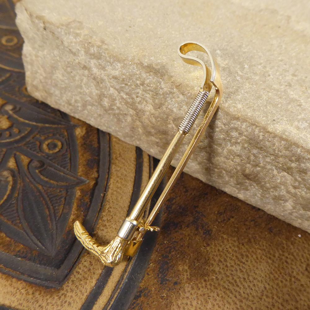 Edwardian 9 Carat Yellow Gold Riding Crop Brooch In Good Condition In Yorkshire, West Yorkshire