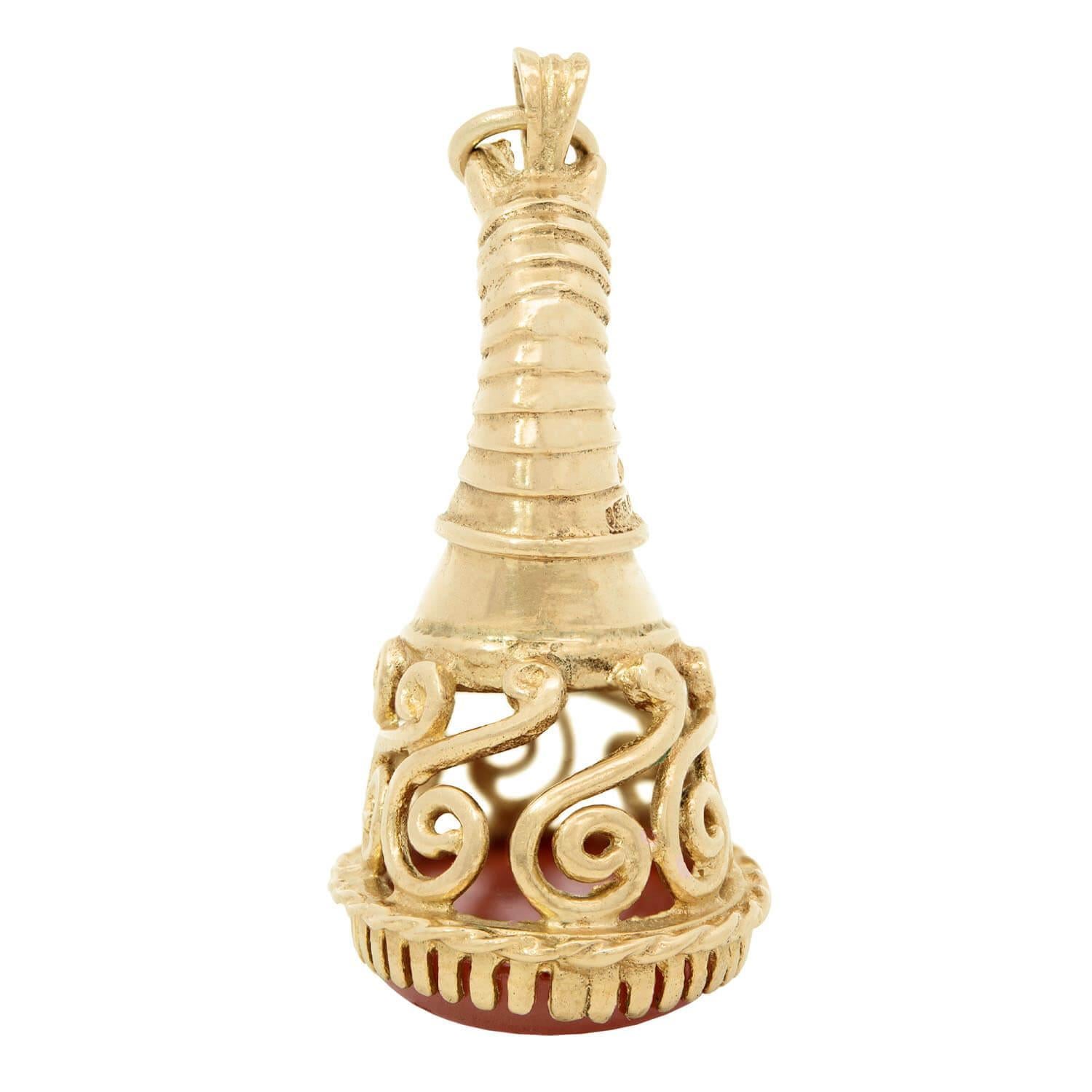 Edoardiano Edwardian 9k Carnelian Knight Chess Piece Fob in vendita