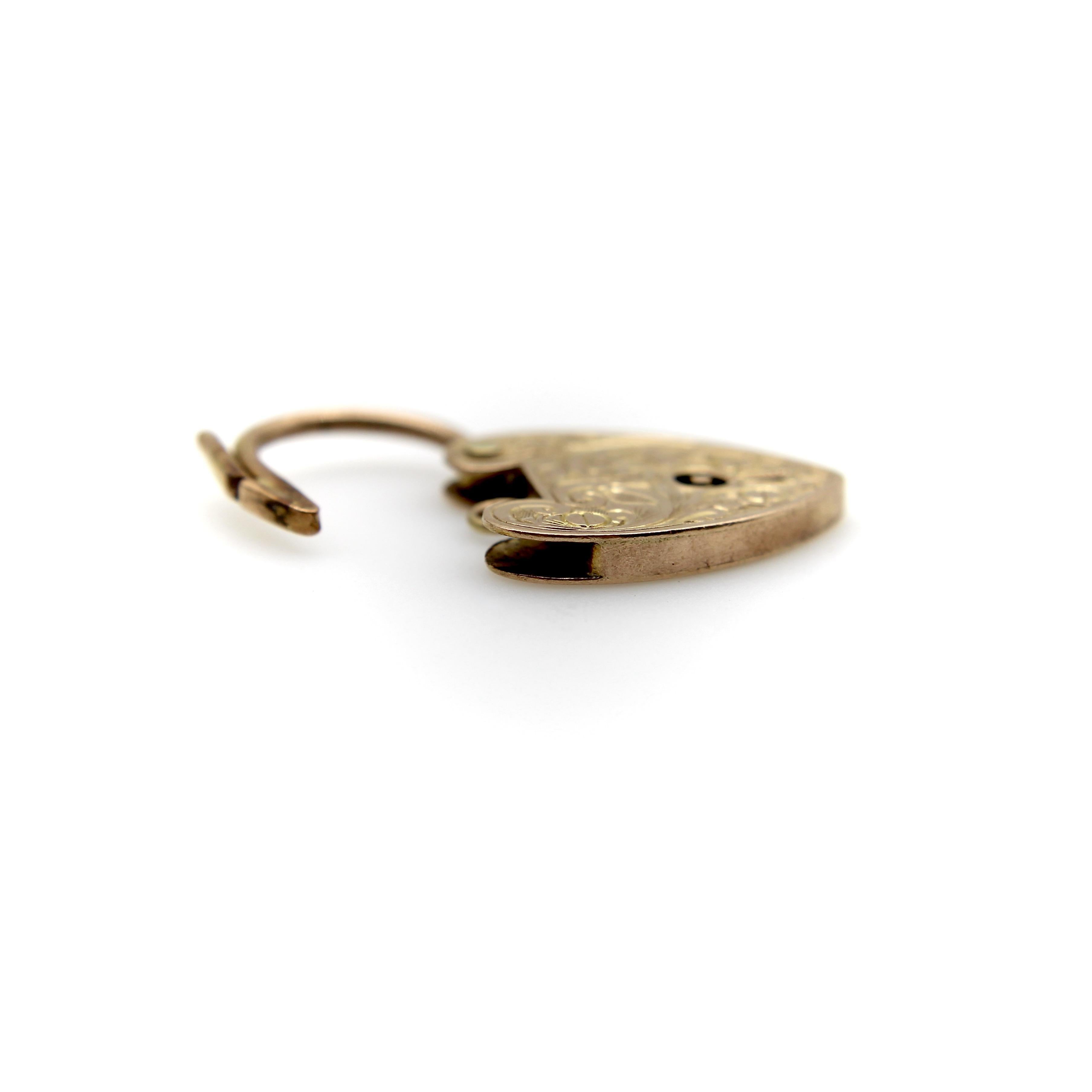 Edwardian 9K Gold Hand Engraved Heart Padlock 2