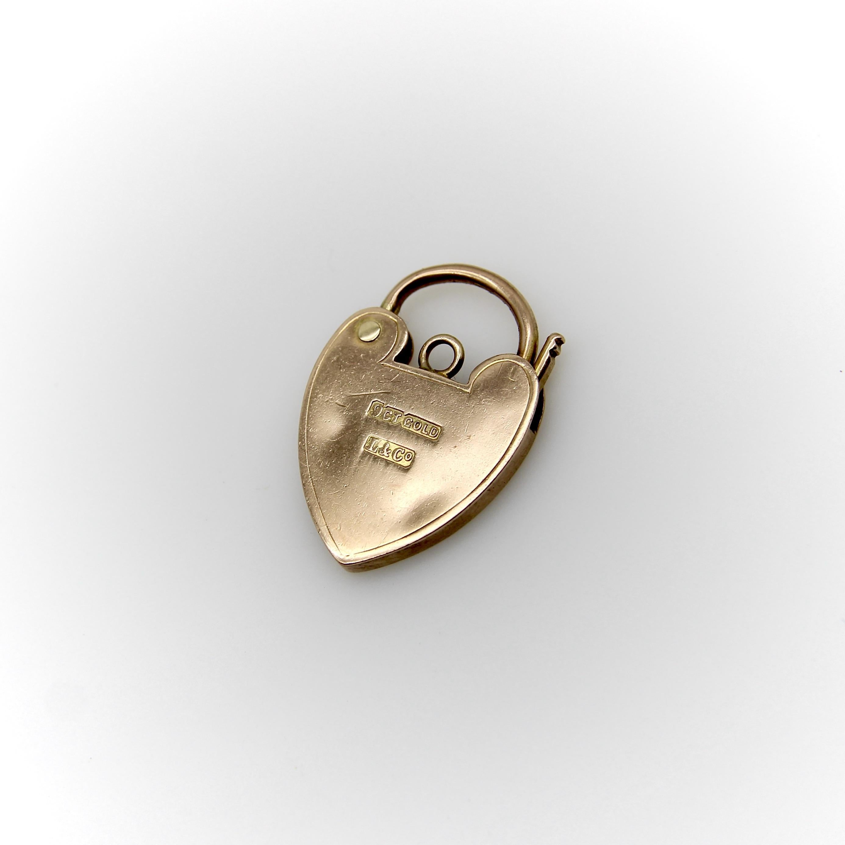 Edwardian 9K Gold Hand Engraved Heart Padlock 4