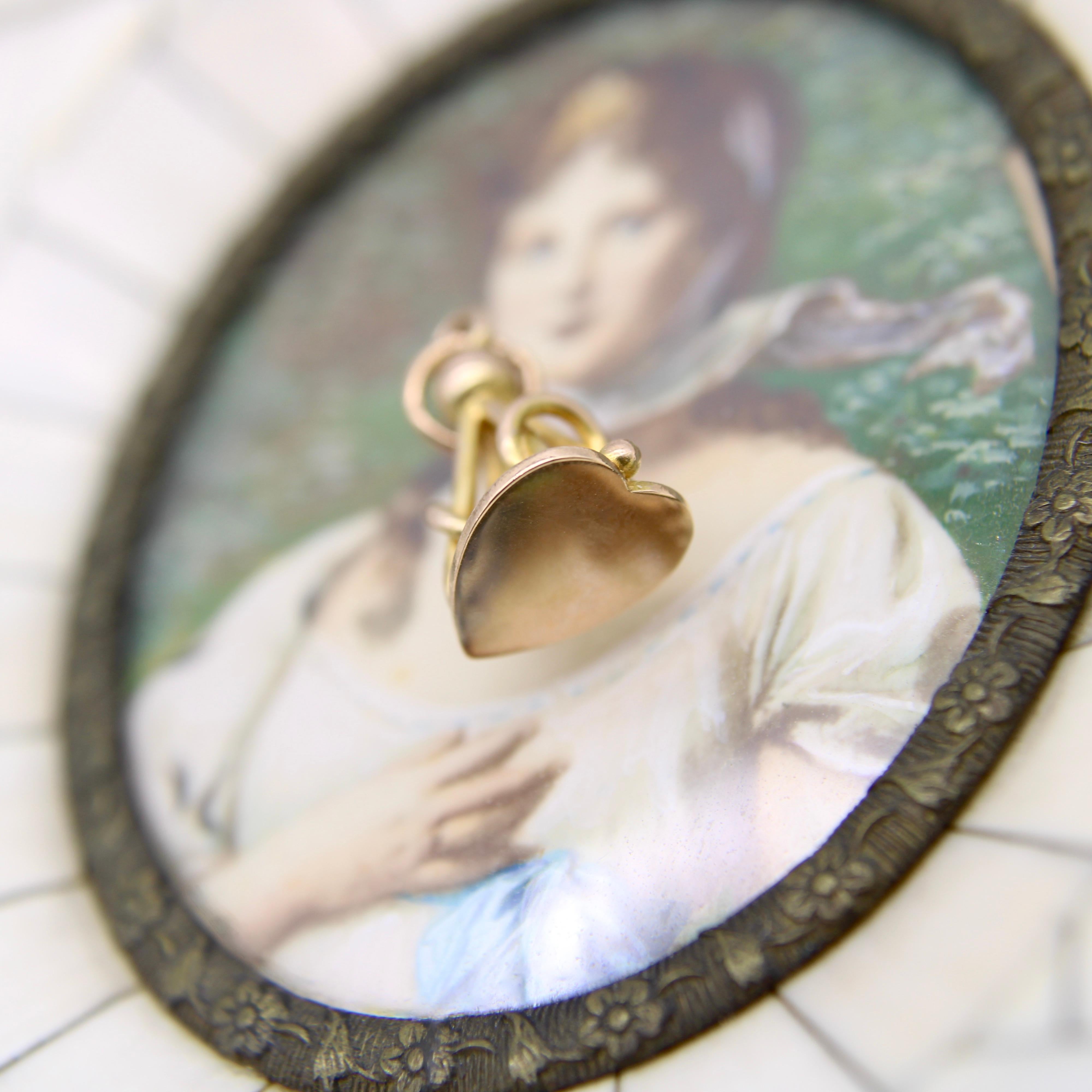 Edwardian 9K Gold Heart Fob For Sale 4
