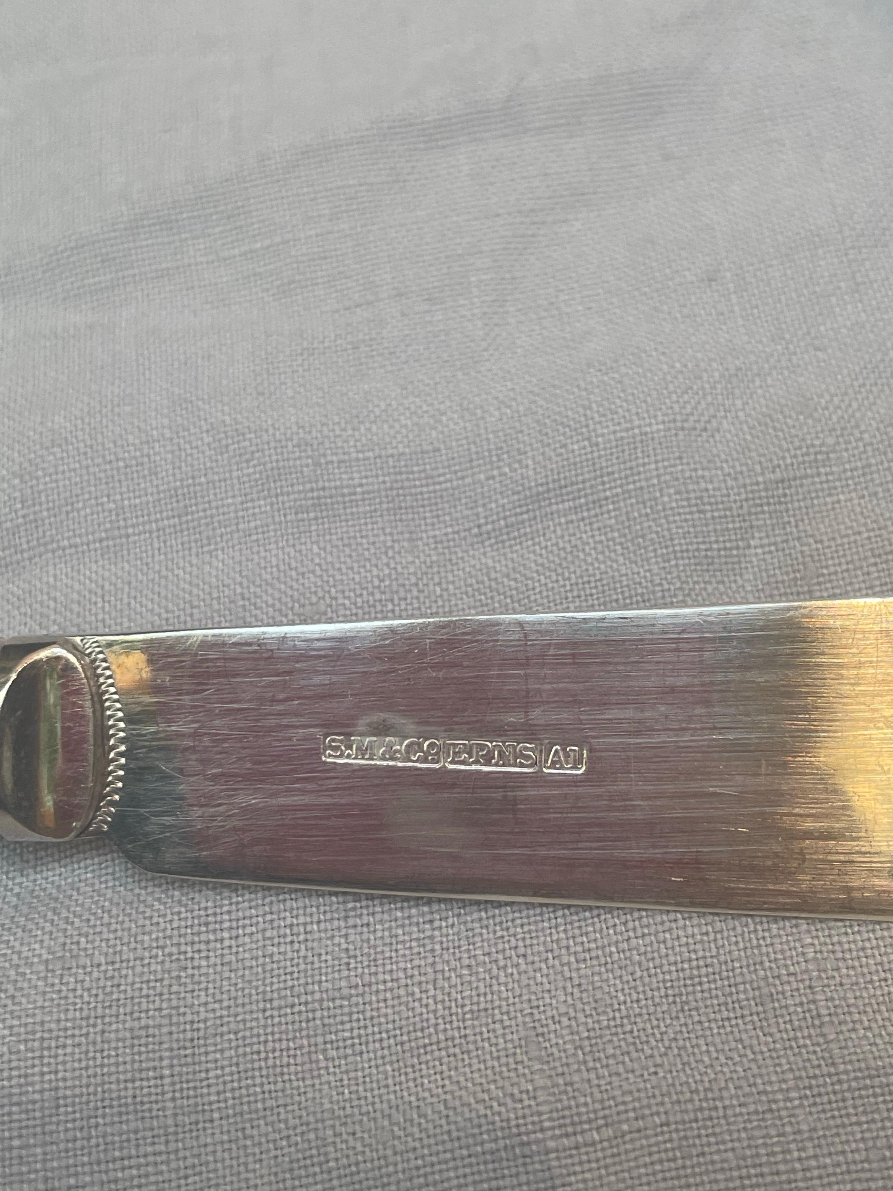 English Edwardian A1 Silver-Plated Fish Set by S.M. & Co., in Original Fitted Case For Sale