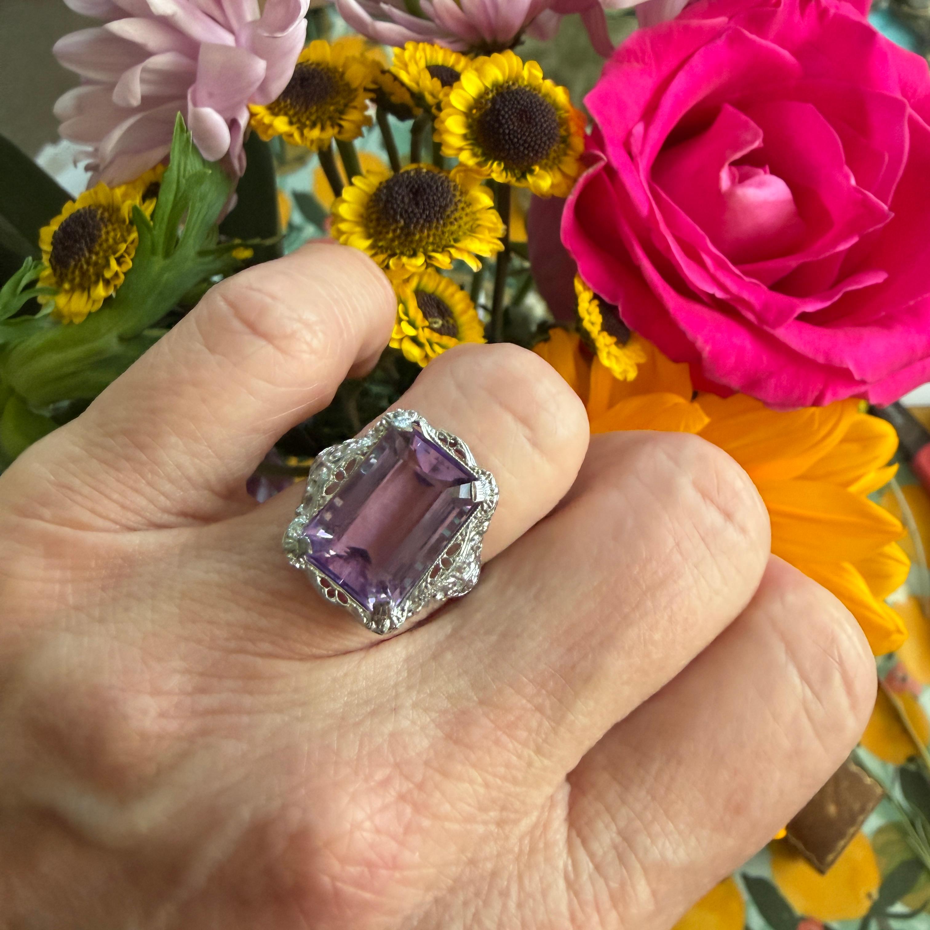 Anillo Eduardiano Amatista Filigrana Oro Blanco 10K Corte Asscher en venta