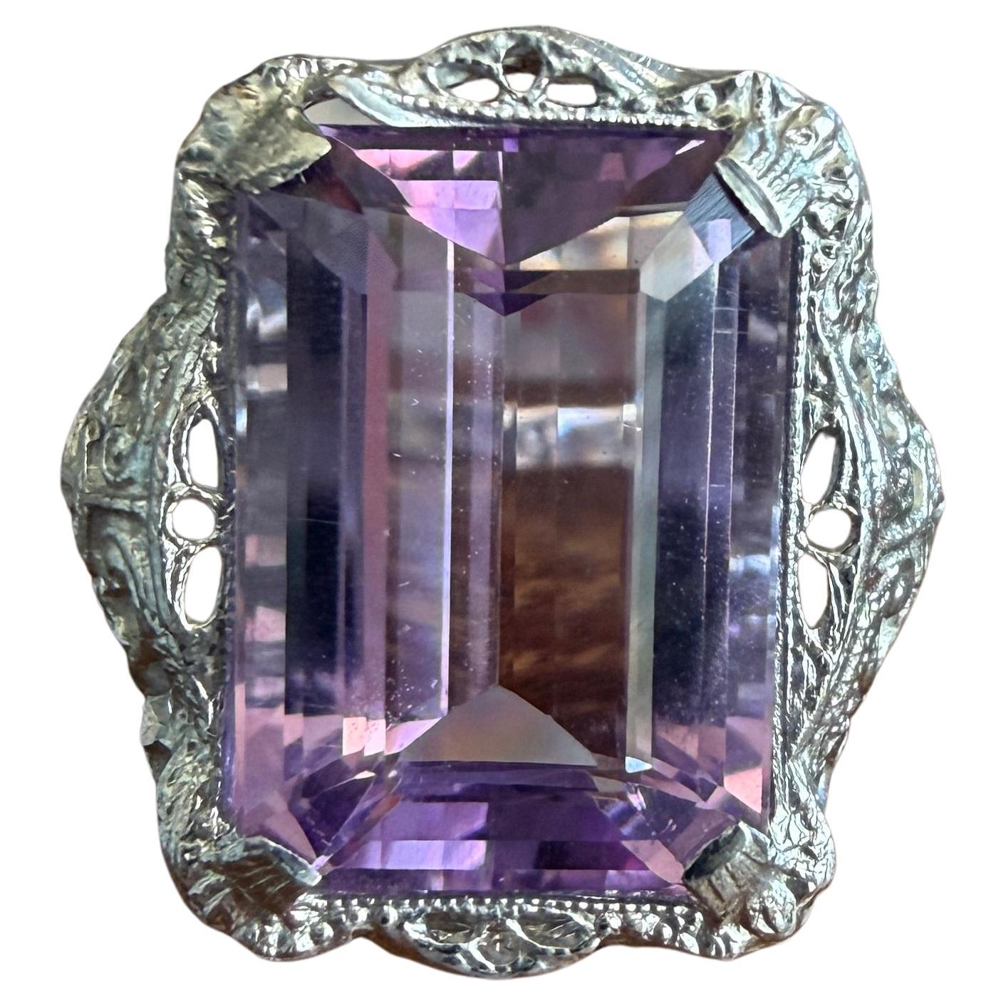 Anillo Eduardiano Amatista Filigrana Oro Blanco 10K en venta