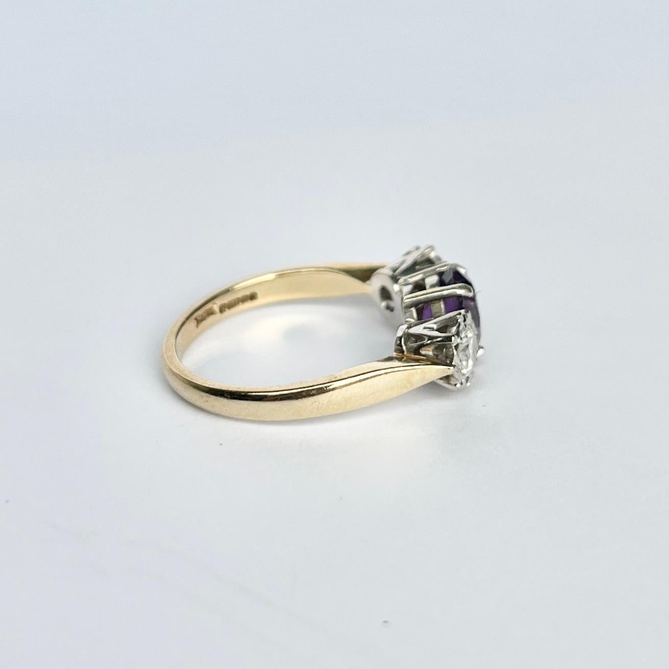 Edwardian Amethyst and Diamond 18 Carat Gold Three-Stone Ring In Good Condition In Chipping Campden, GB