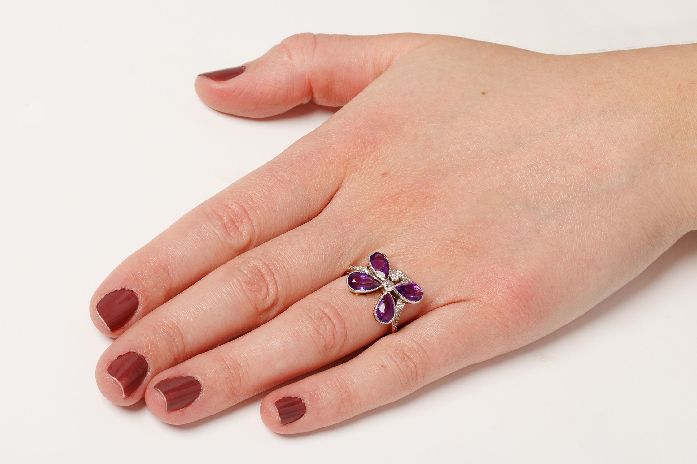 Edwardian Amethyst and Diamond Flower Ring, circa 1910 For Sale 1