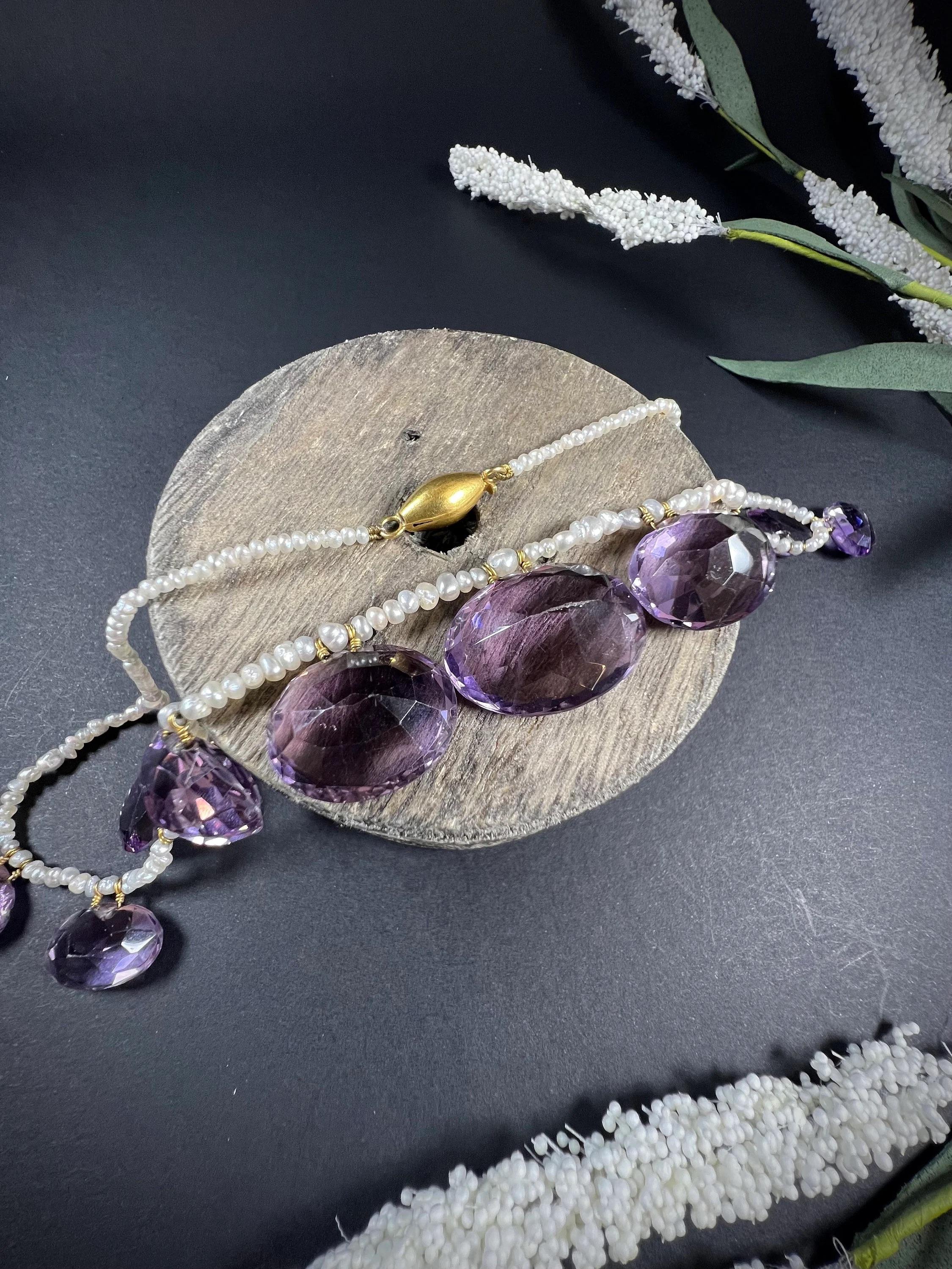 Edwardianische Amethyst- und Perlenkette mit Verschluss aus 18 Karat Gold für Damen oder Herren im Angebot