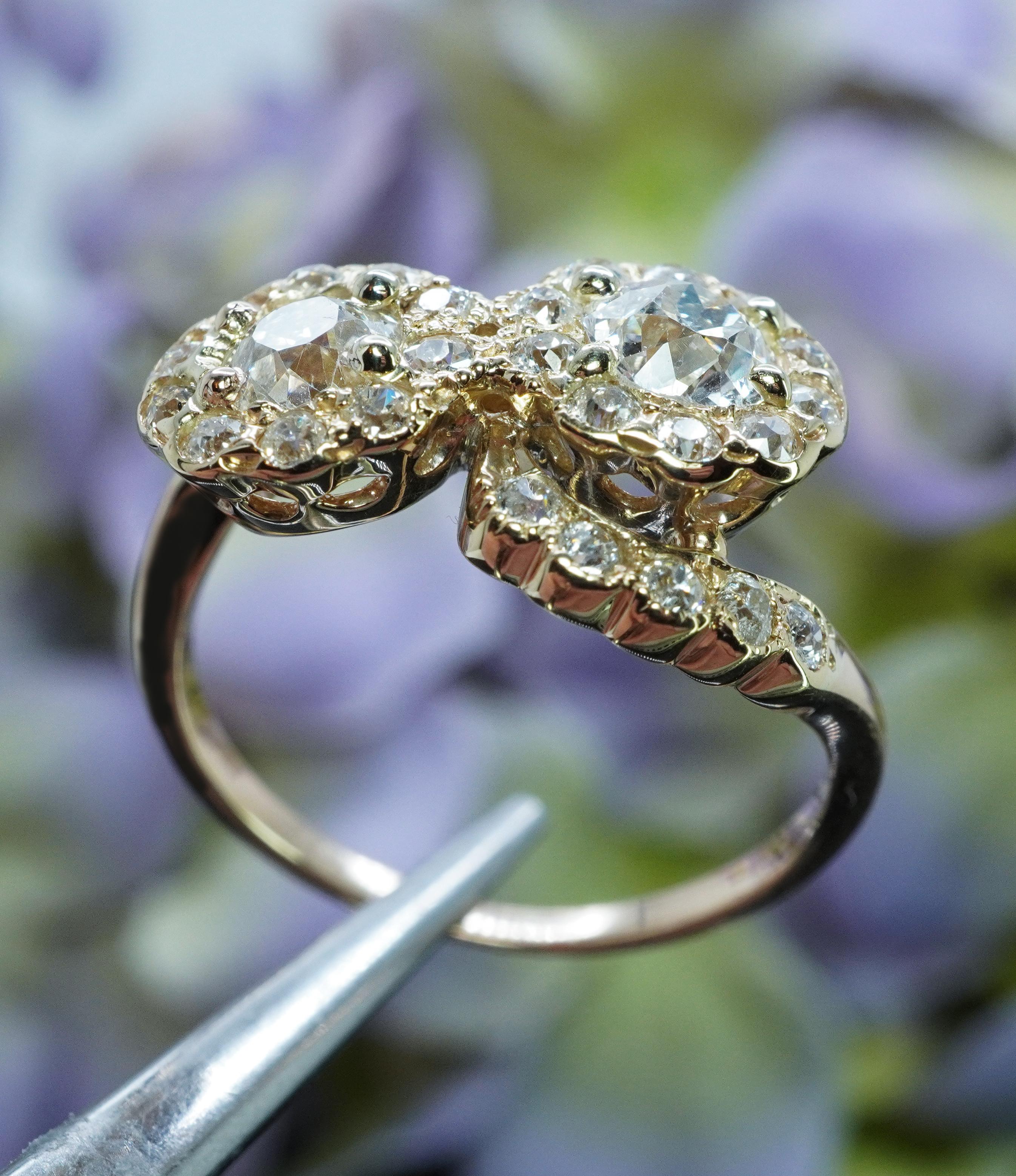 Donna Anello Edwardian Antique Old European Diamond 14K Gold Toi-Et-Moi Halo Estate 1.84 in vendita