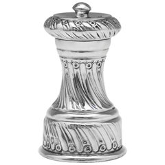 Edwardian Antique Ornate Sterling Silver Pepper Grinder from 1904