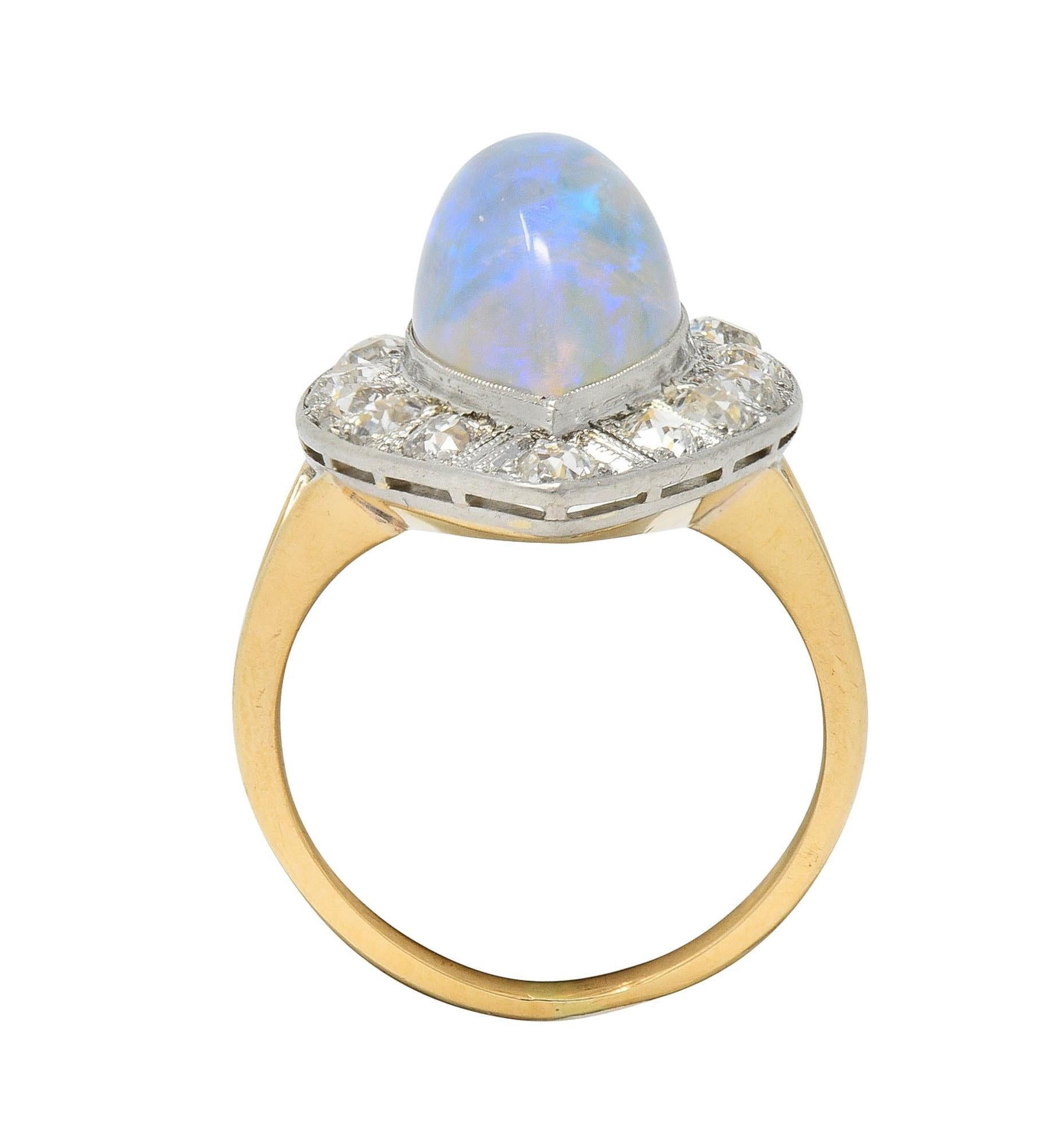 Antiker edwardianischer antiker birnenförmiger Jelly Opal Diamant Platin 14 Karat Gold Halo-Ring im Angebot 7