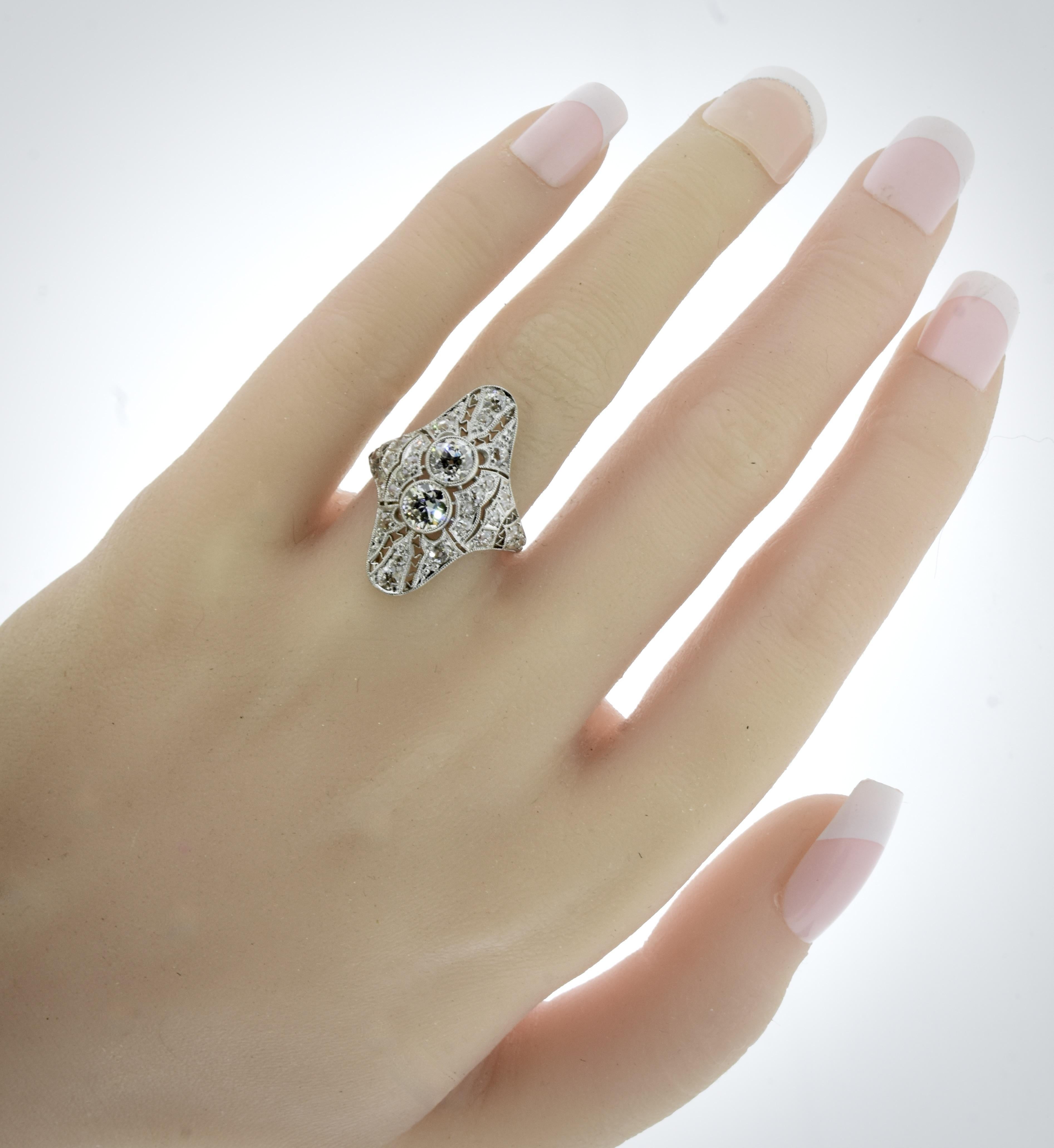 Old European Cut Edwardian Antique Platinum and Diamond Ring, circa 1915 For Sale