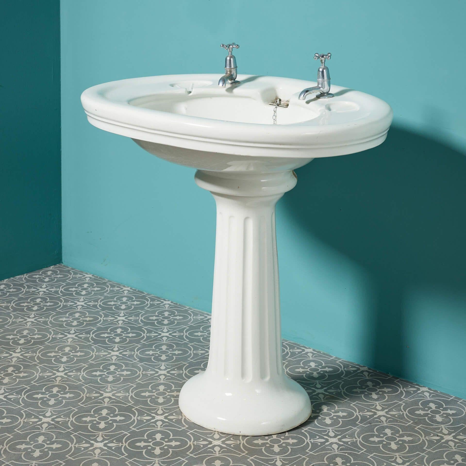 Édouardien Lave-mains à piédestal en porcelaine ancienne d'époque édouardienne en vente