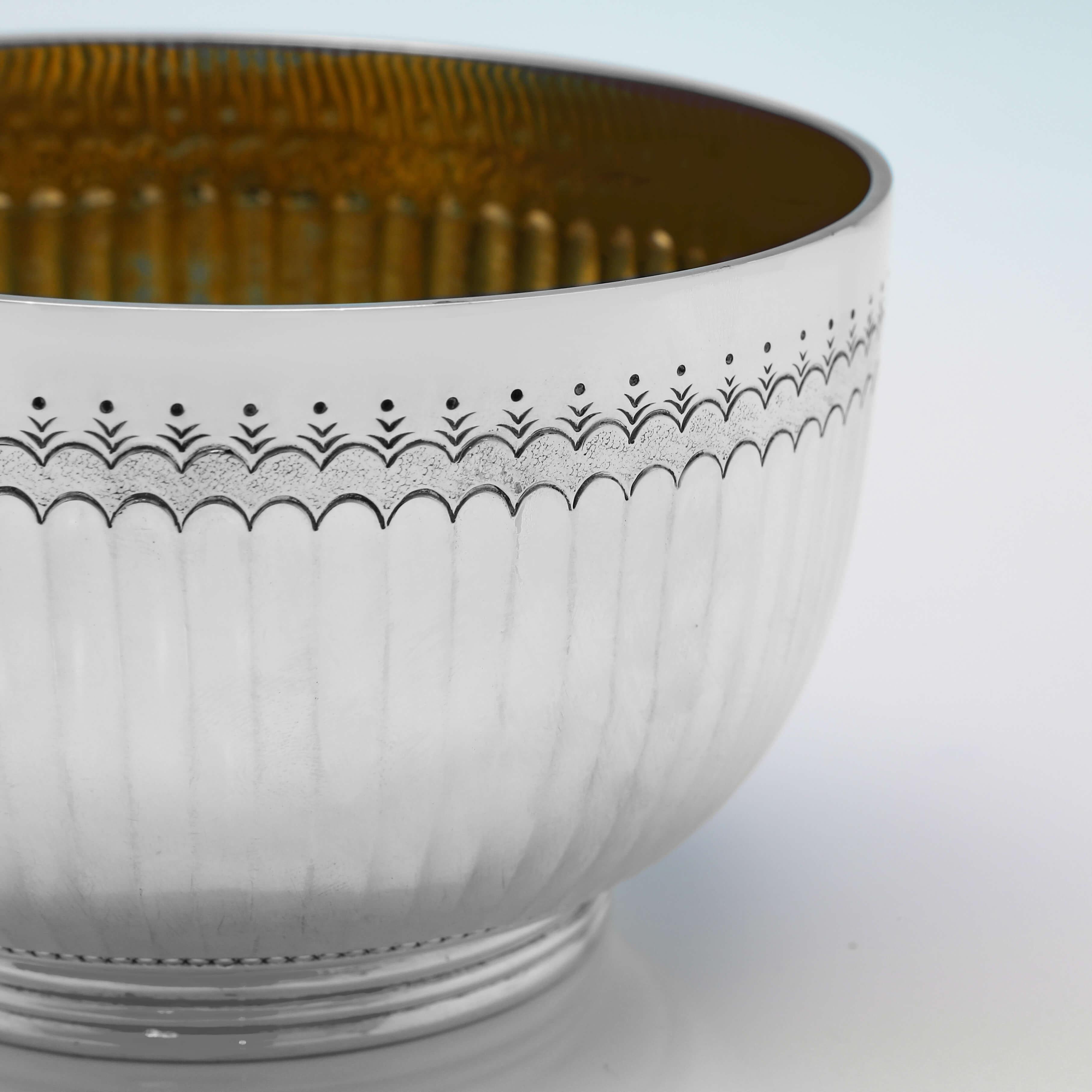 English Edwardian Antique Sterling Silver Bowl - London 1902 For Sale
