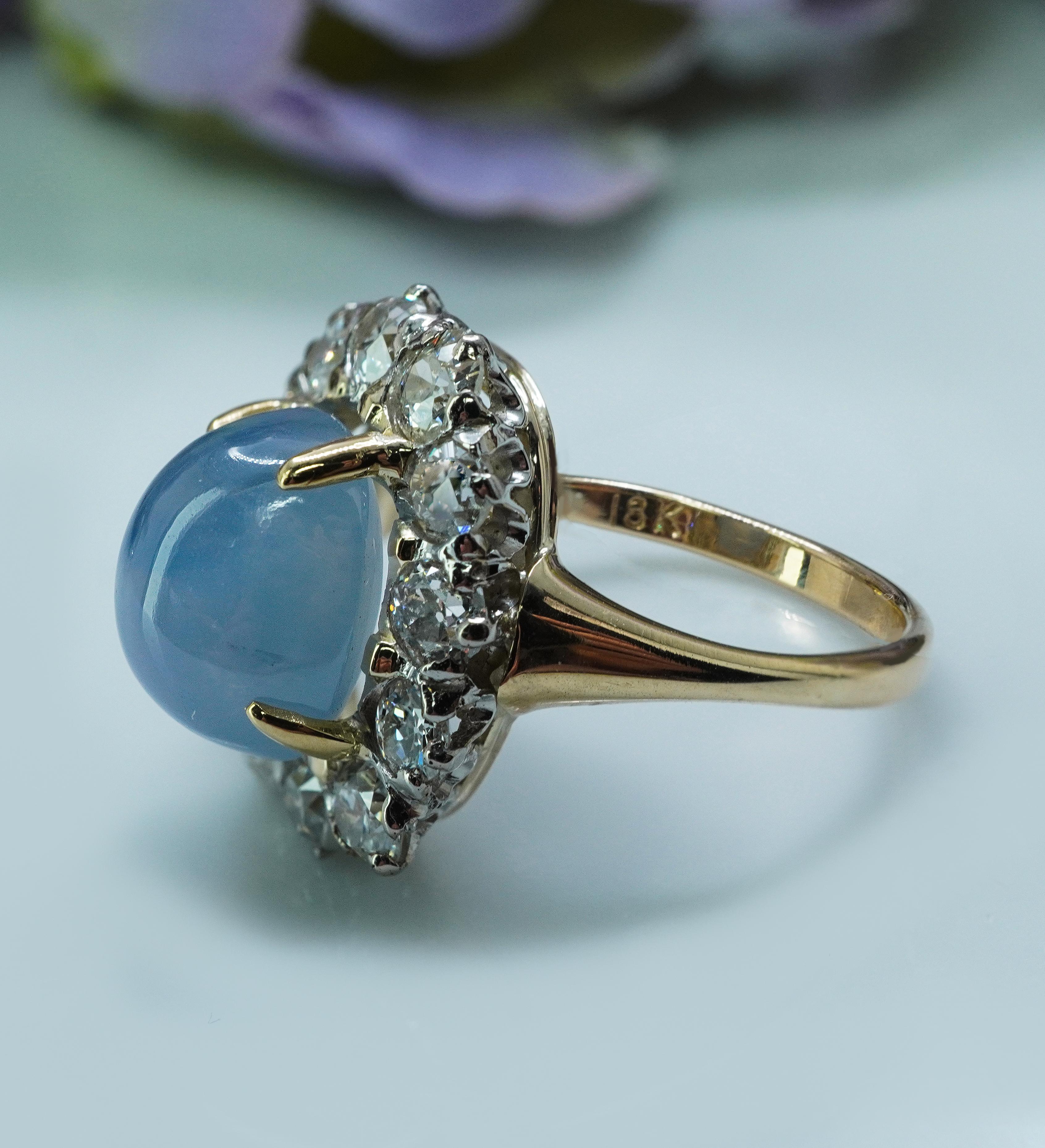 Anello aureolato in oro 18 carati con zaffiro e miniera di diamante in vendita 3