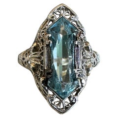 Filigraner edwardianischer Aquamarinring aus 14 Karat Weißgold