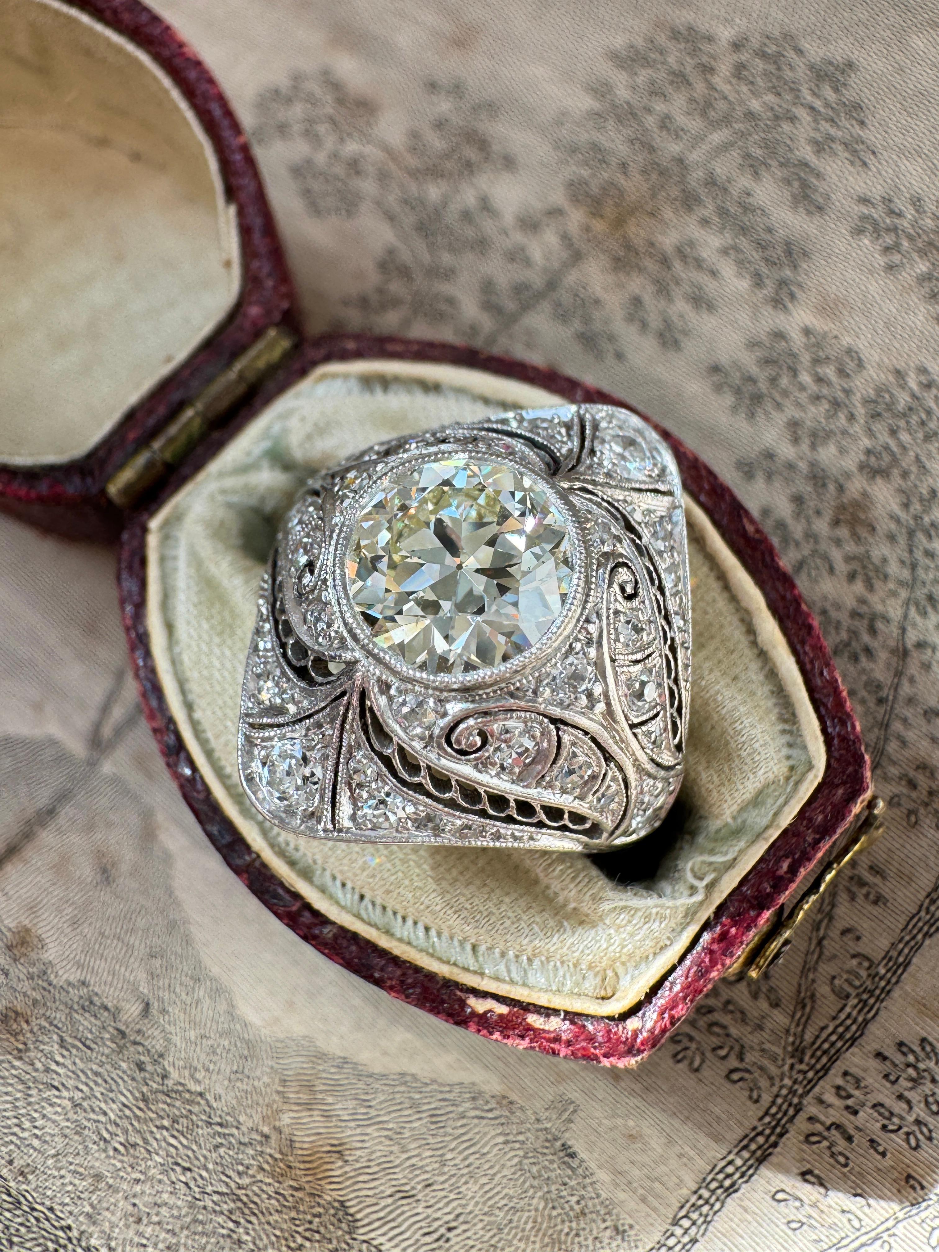Edwardian Art Deco 1.38 Carat Diamond Engagement Ring For Sale 2