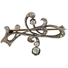 Vintage Edwardian Art Nouveau 15 Carat Gold and Old Cut Diamond Brooch