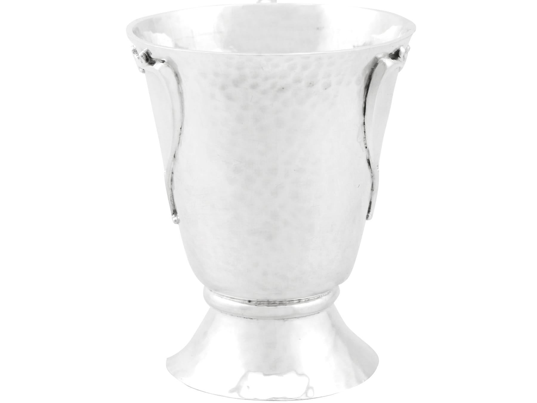 Taza de bautizo eduardiana de plata de ley estilo Art Nouveau en Excelente estado para la venta en Jesmond, Newcastle Upon Tyne
