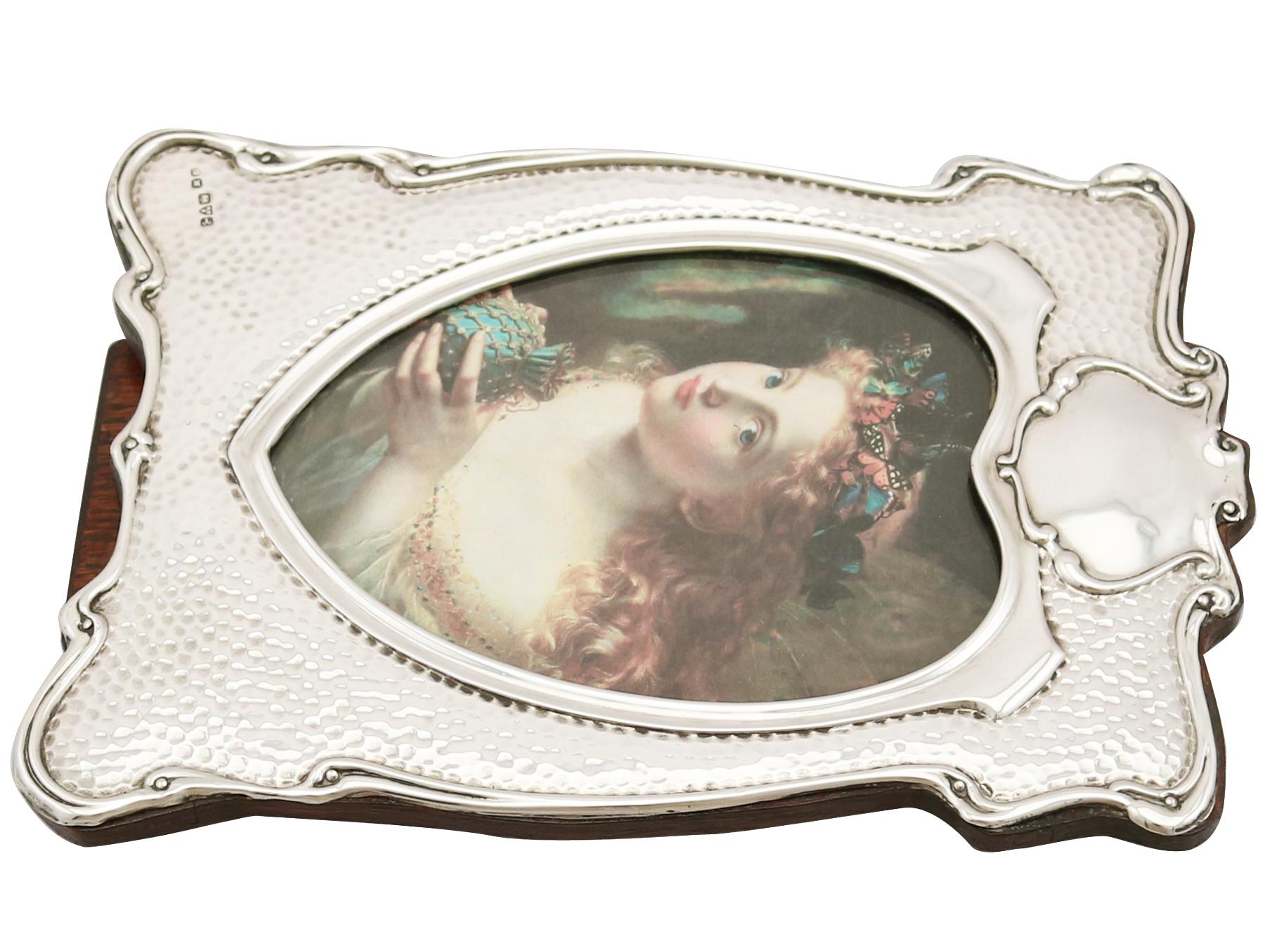 Edwardian Art Nouveau Style Sterling Silver Photograph Frame 1