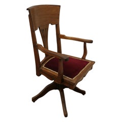 Chaise de bureau en noyer de style Arts and Crafts de l'époque édouardienne