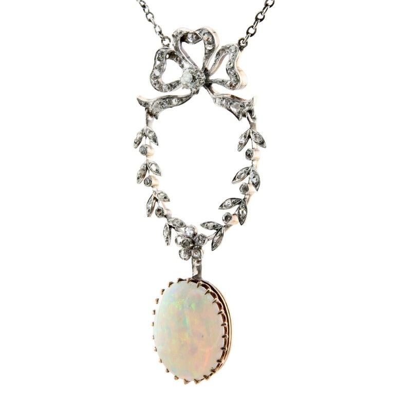 Edwardian Australian Opal and Diamond Pendant Necklace in Platinum over Gold In Good Condition For Sale In Boston, MA