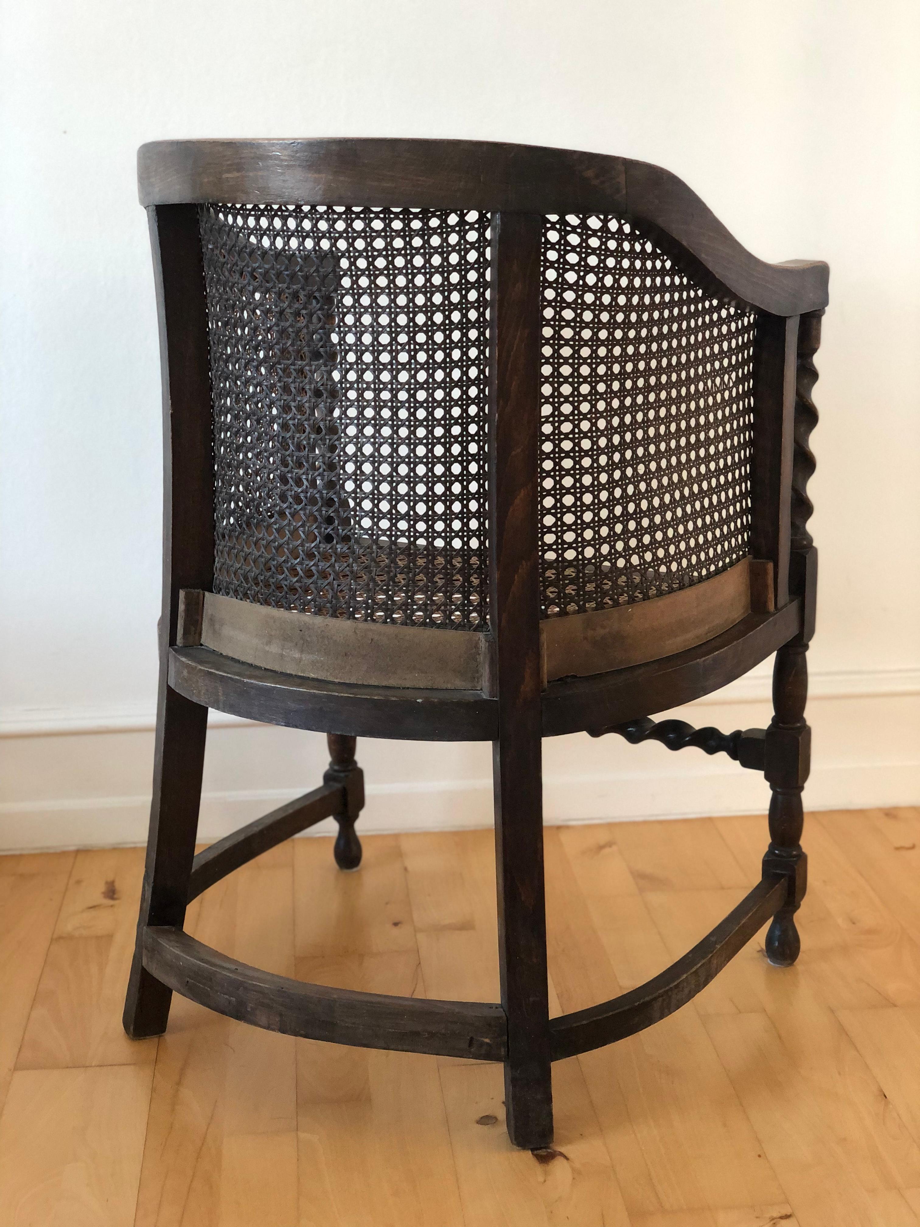 Sillón Edwardian Barley Twist con Bastón Principios del Siglo XX Eduardiano en venta