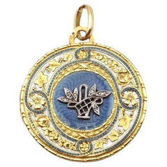 Edwardian basket flower enameled locket in 18k gold, Art Nouveau pendant