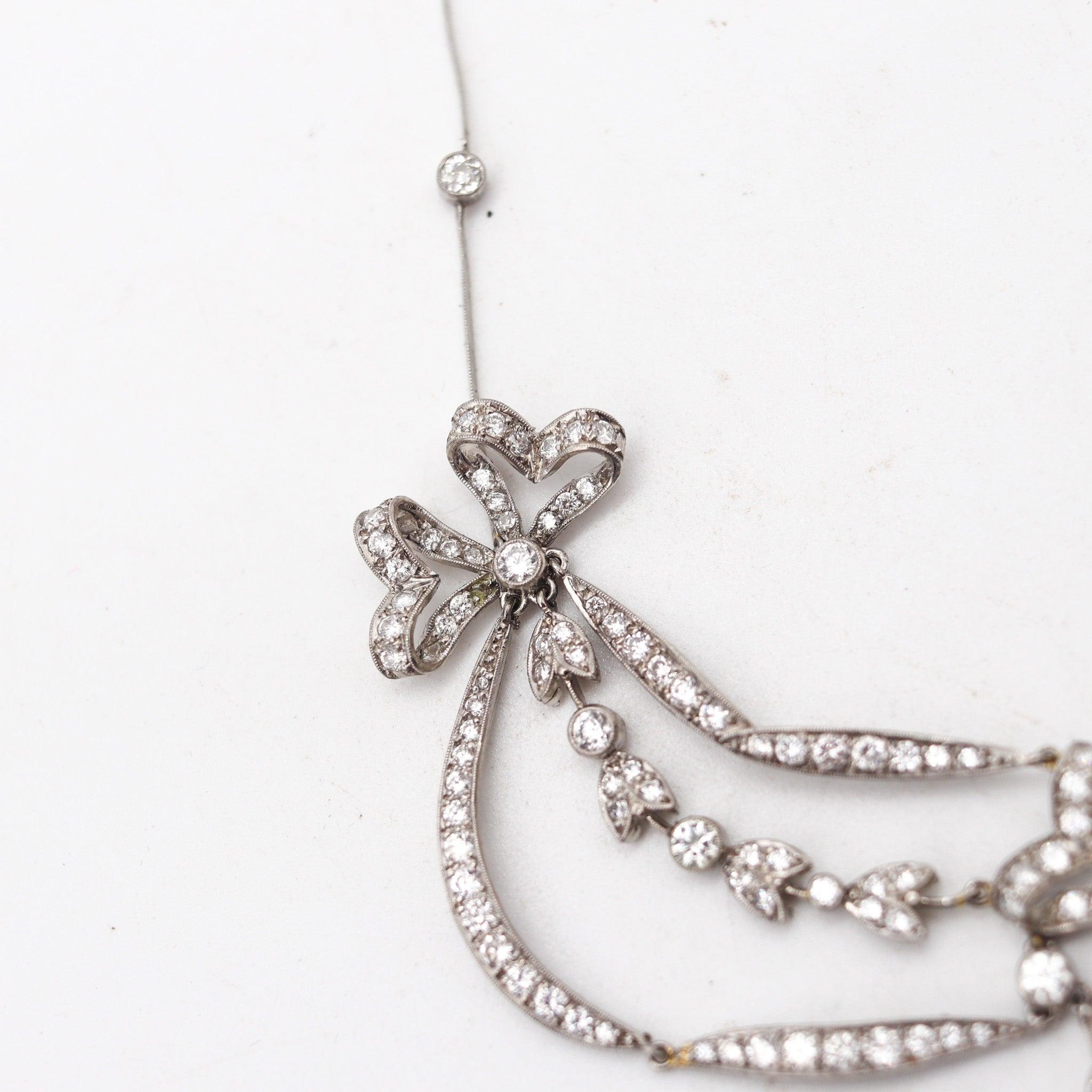 Women's EDWARDIAN Belle Epoque 1905 Platinum Festoon Necklace With 10.35 Ctw Diamonds For Sale