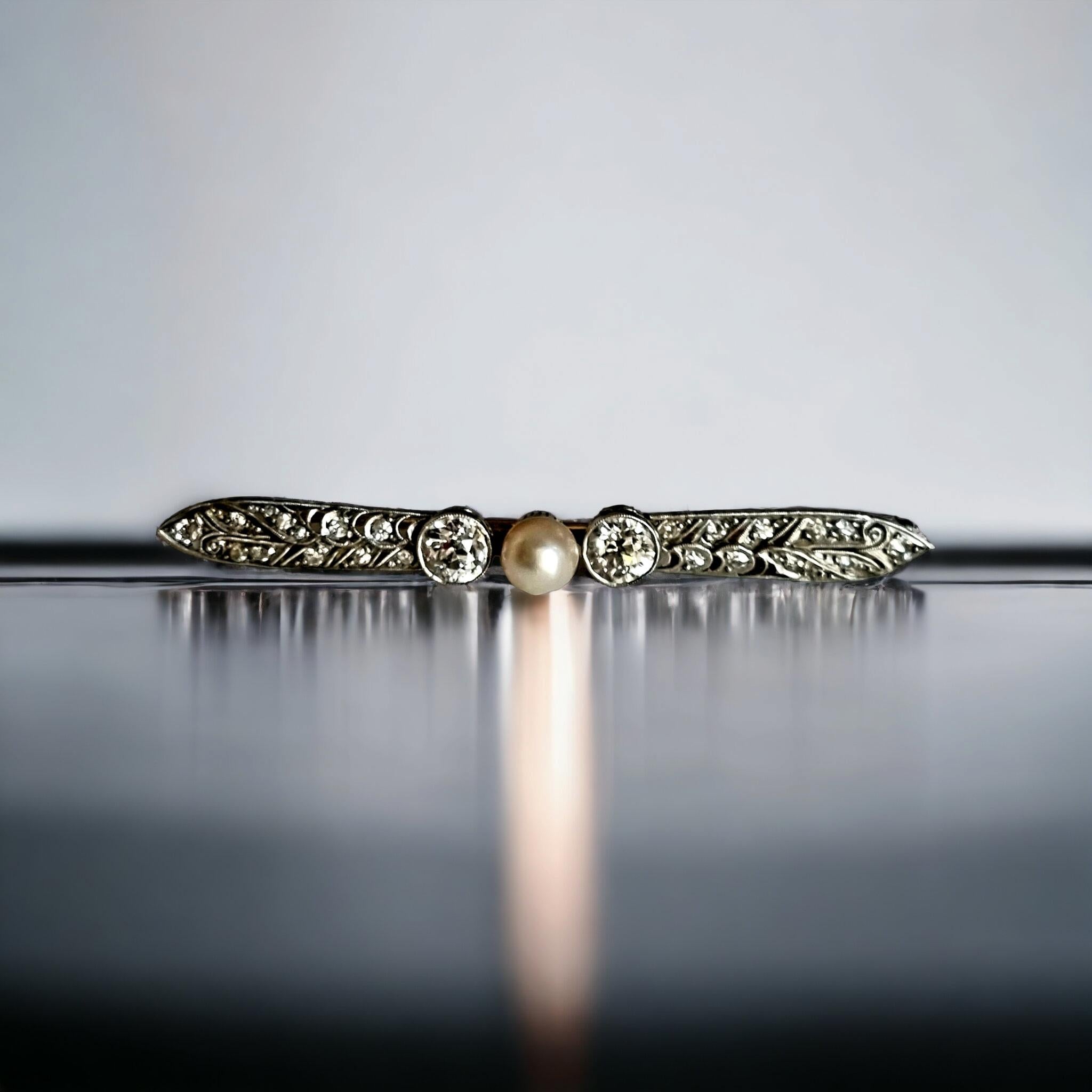 Edwardian /Belle Epoque Diamond and  Pearl Bar Brooch (1905) For Sale 3