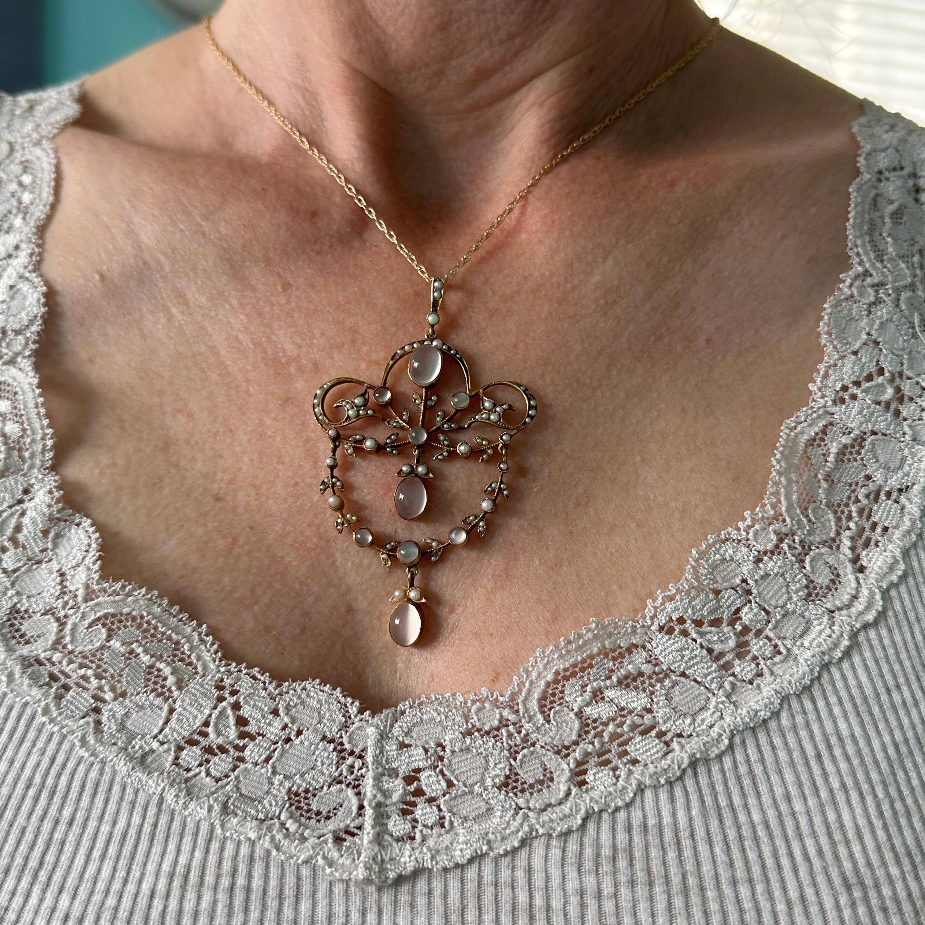 Round Cut Edwardian Belle Epoque Moonstone Pearl 15K Pendant Necklace For Sale