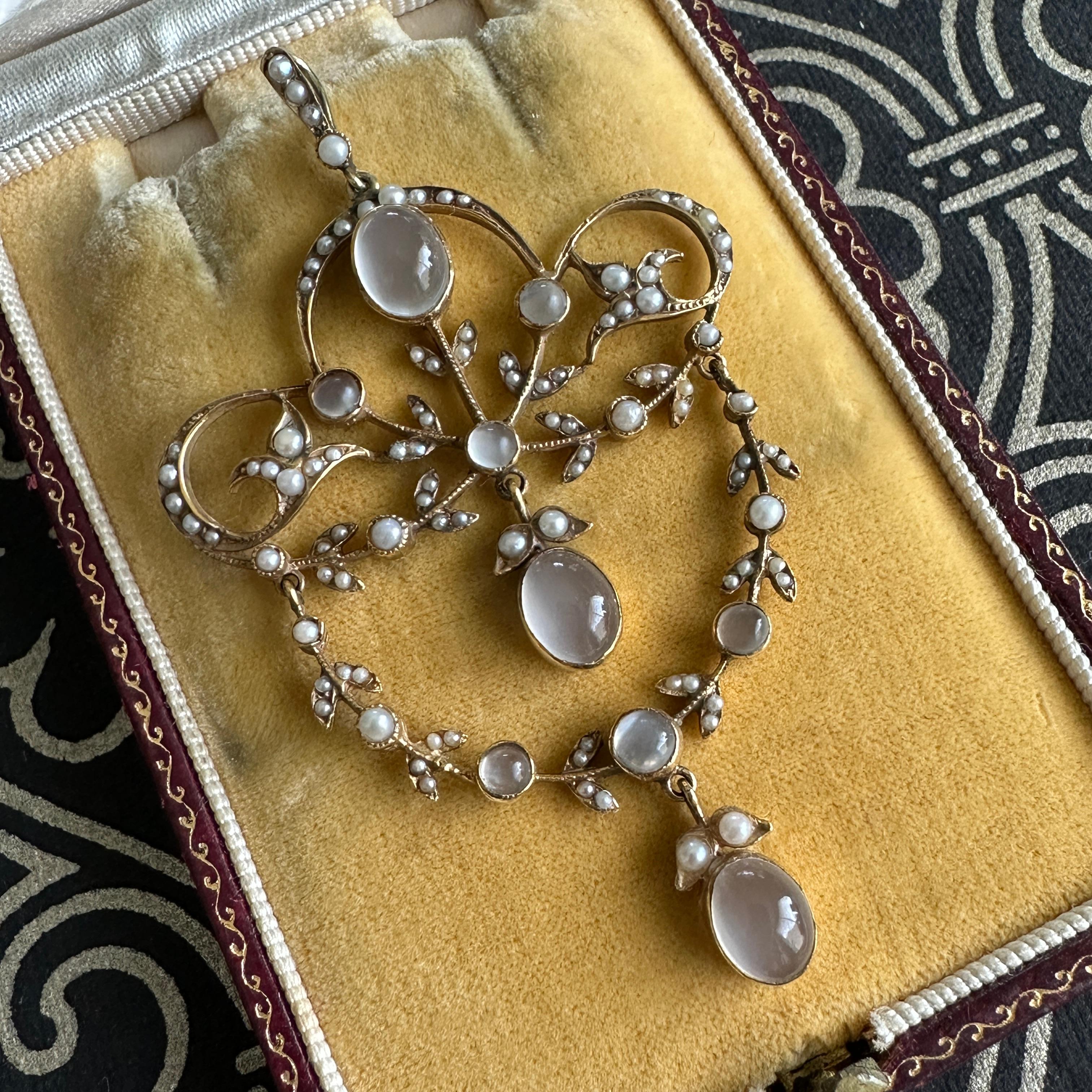 Edwardian Belle Epoque Moonstone Pearl 15K Pendant Necklace For Sale 1