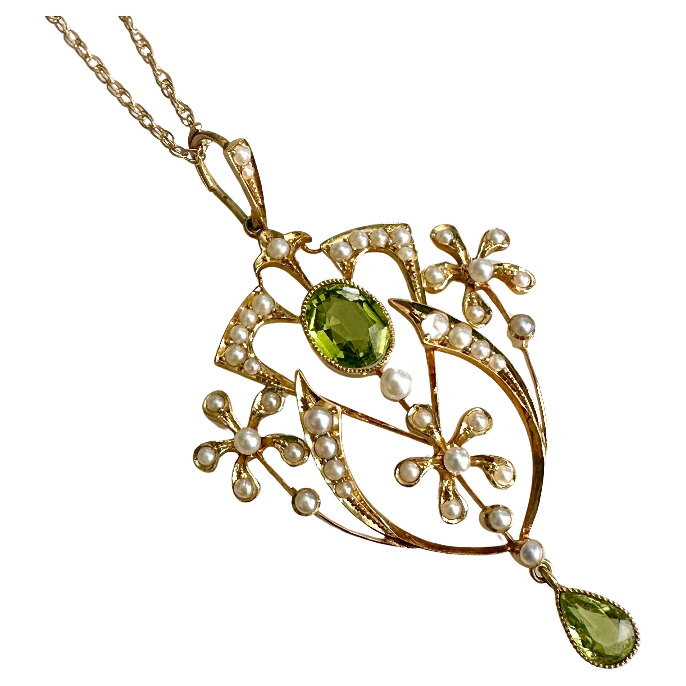 Edwardian Belle Epoque Peridot Pearl 15K Pendant Necklace