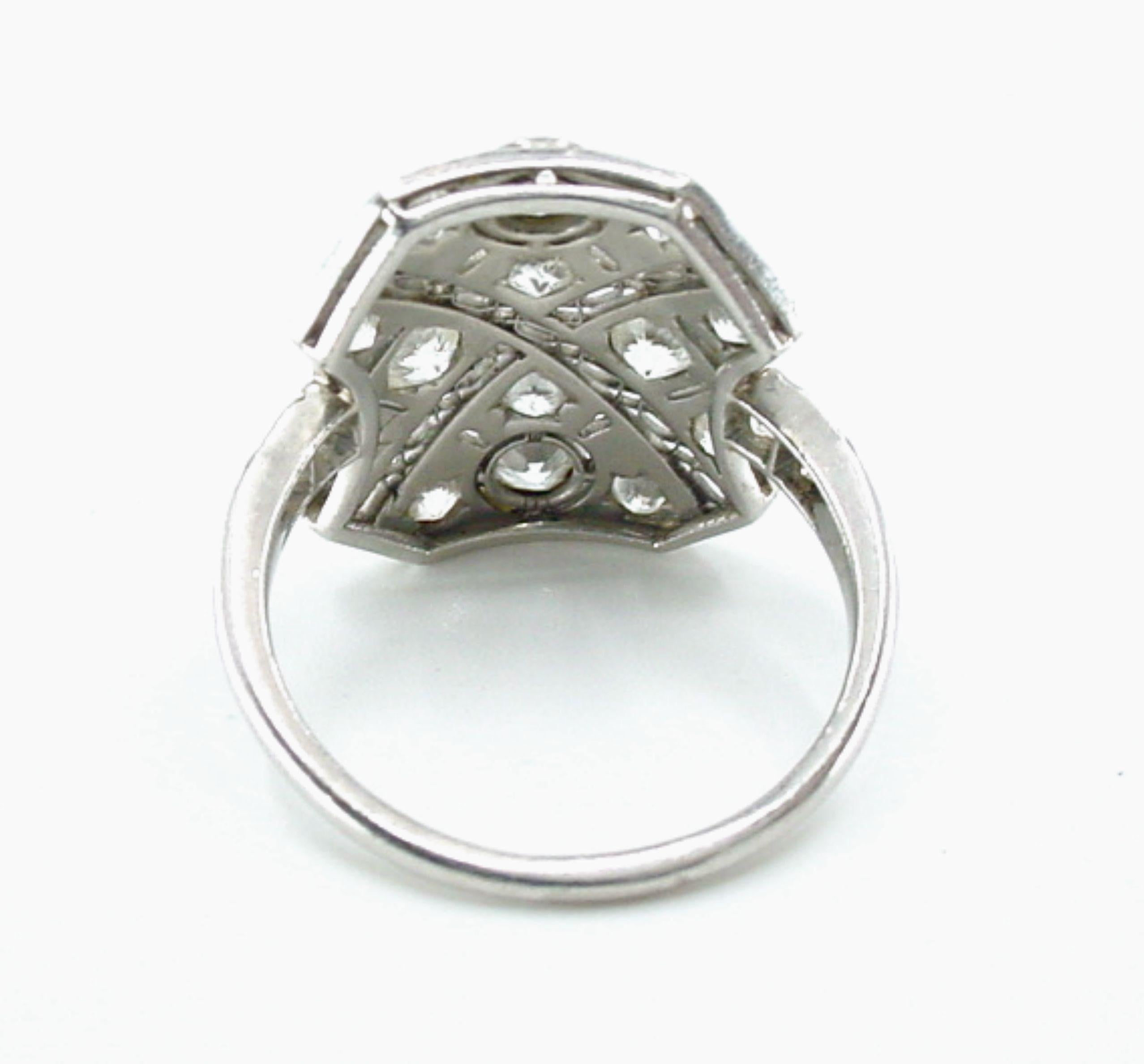 Women's or Men's Edwardian Belle Époque Platinum Diamond Delicate Lacy Dinner Ring
