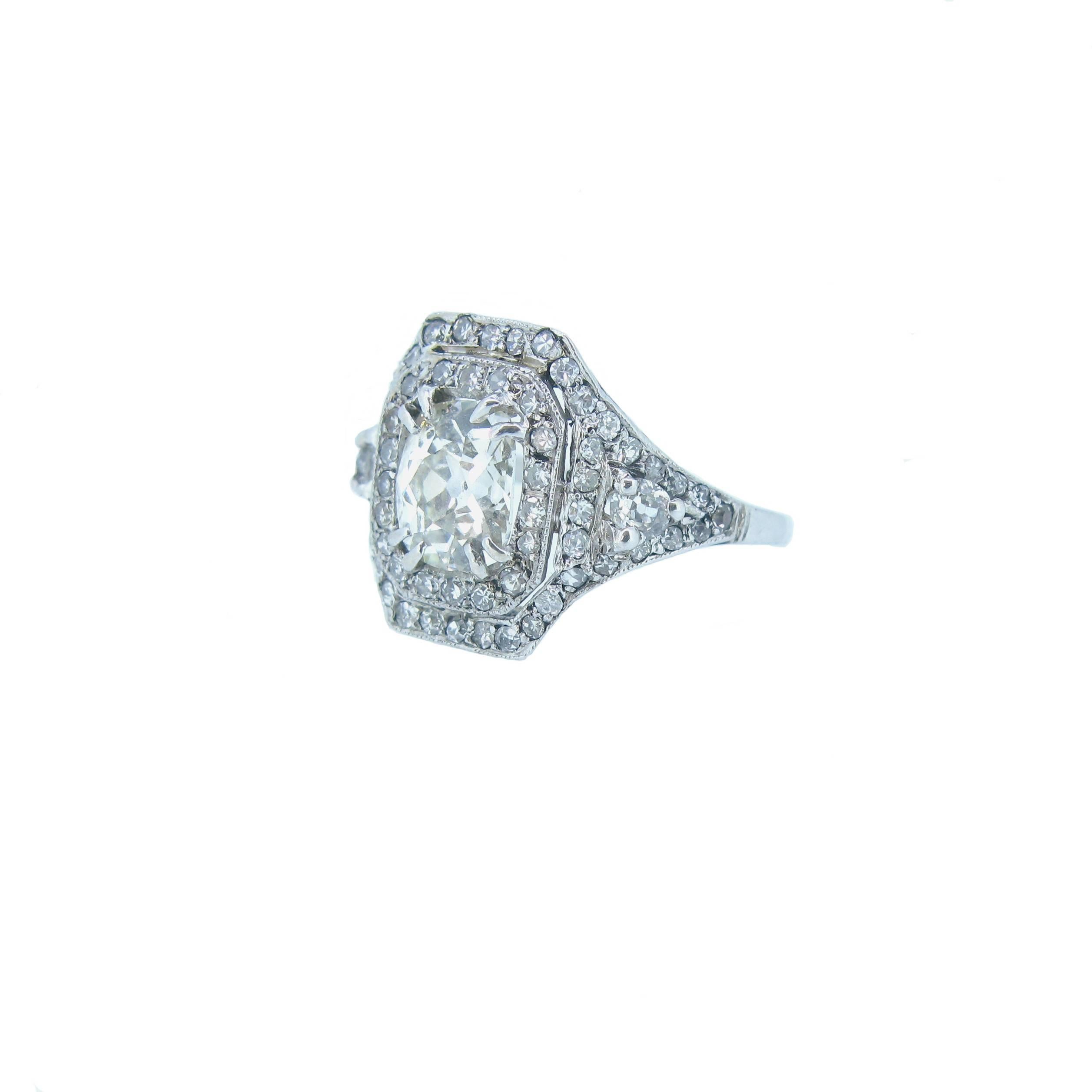 Edwardian Belle Époque Platinum French Diamonds Cushion Cut Ring 4