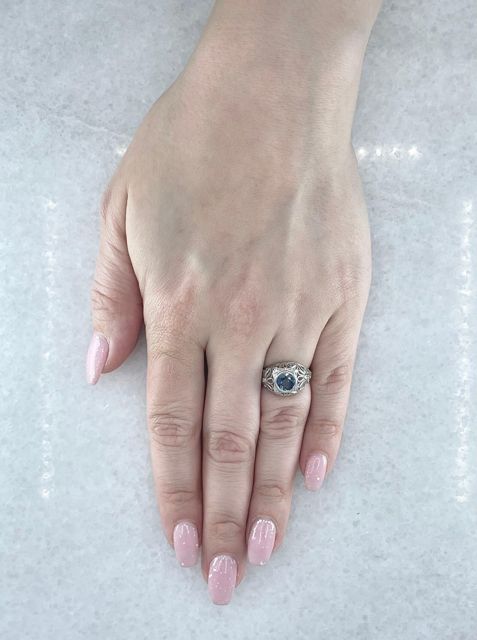 Women's Edwardian Belle Epoque Sapphire & Diamond Filigree Ring in Platinum For Sale