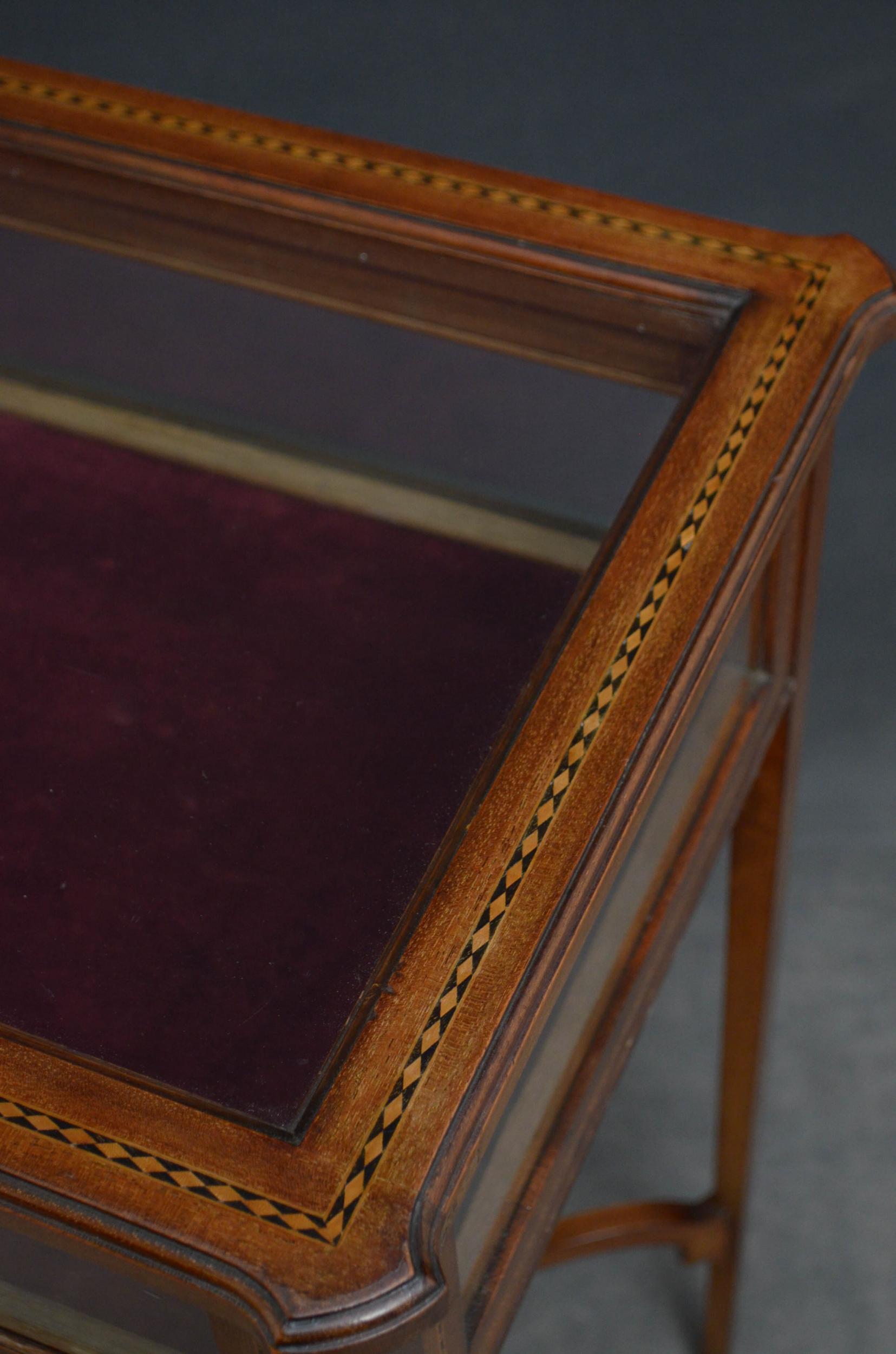 bijouterie table for sale