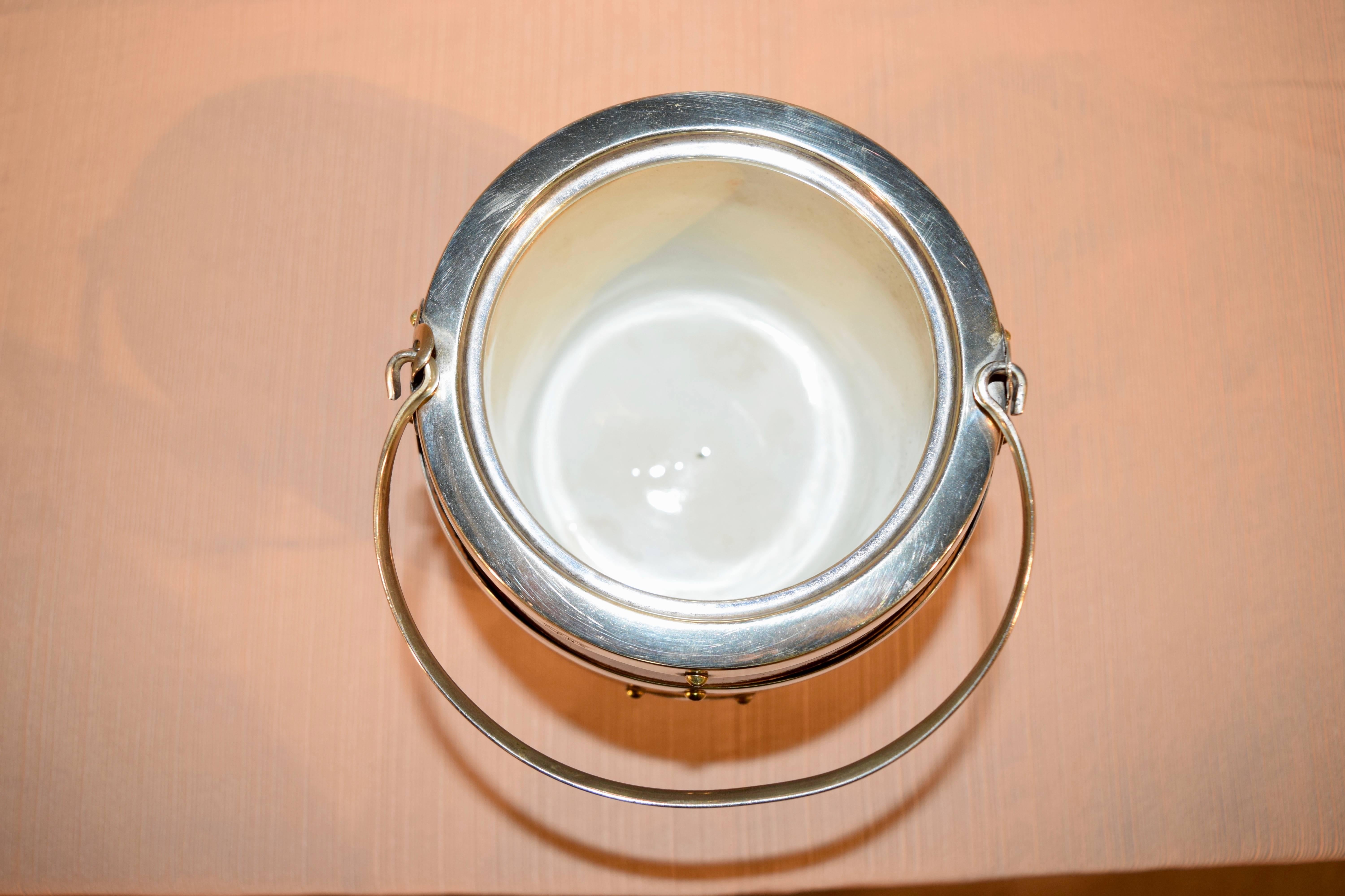 Edwardian Biscuit Barrel In Excellent Condition In High Point, NC