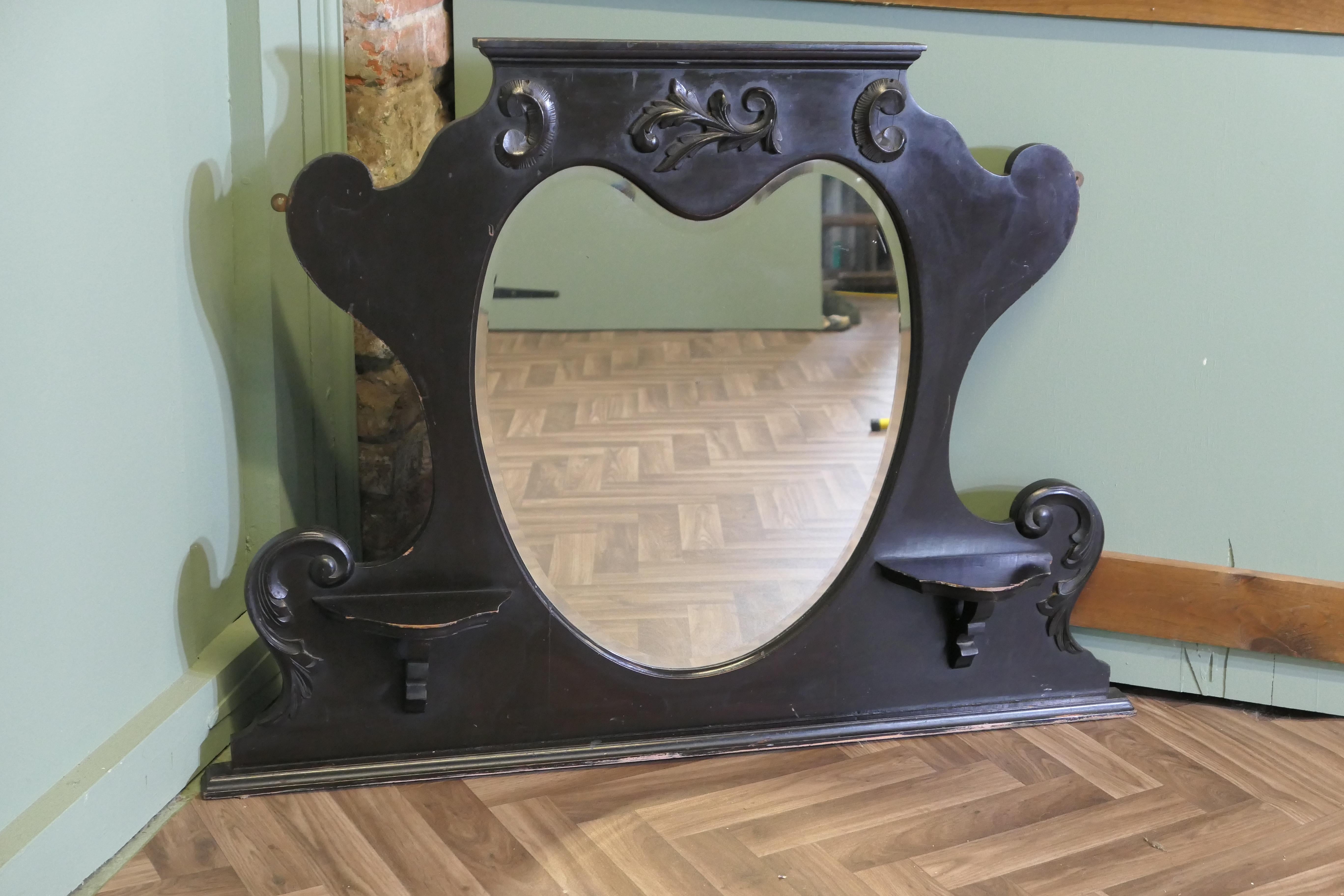 Edwardian Black Lacquer Overmantel mit Herz Spiegel (Frühes 20. Jahrhundert) im Angebot