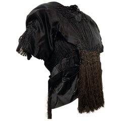Chemisier édouardien en satin de soie noir avec franges de soie extravagantes